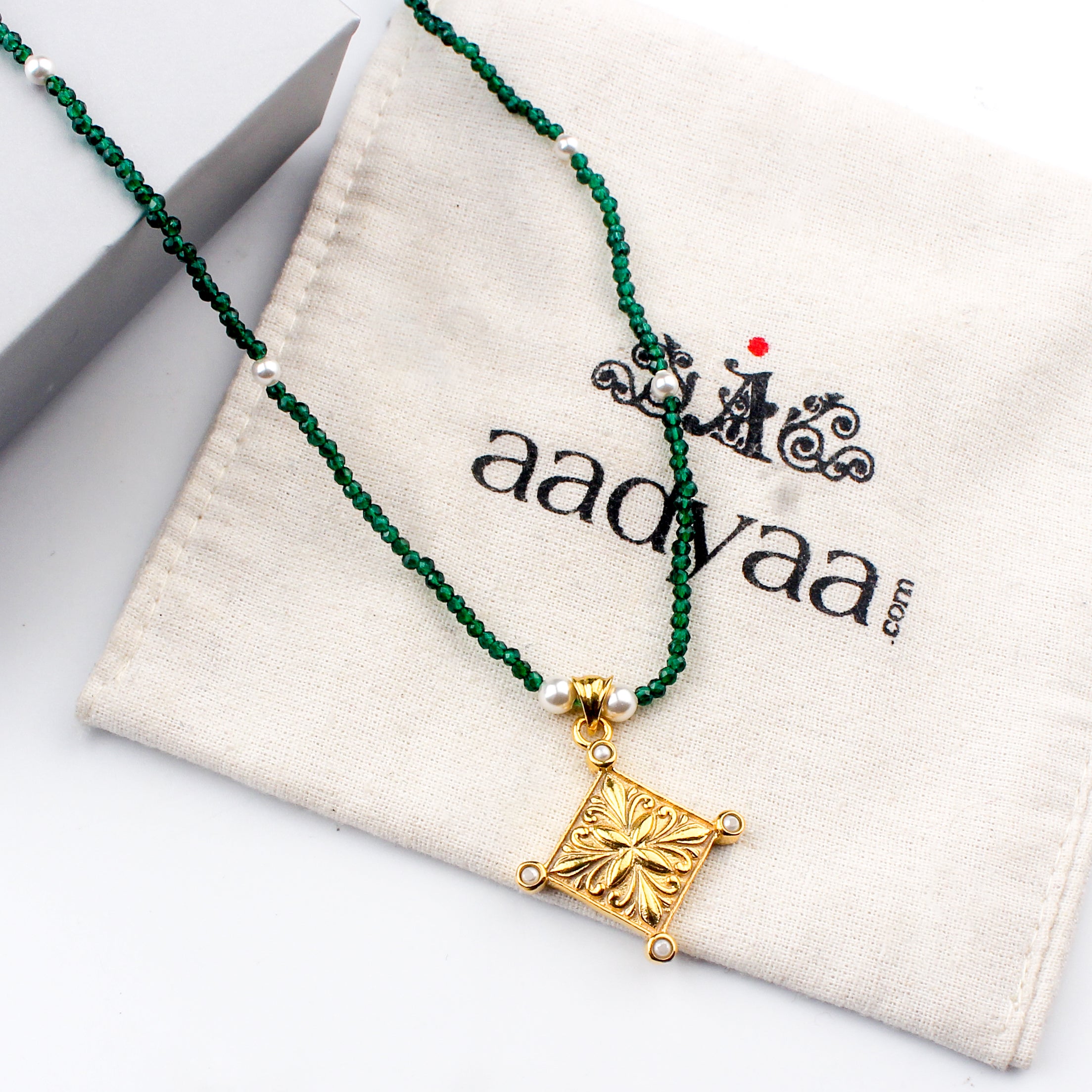 Filigree Galaxy Necklace with Green Onyx & Pearls | 22K Gold-Plated
