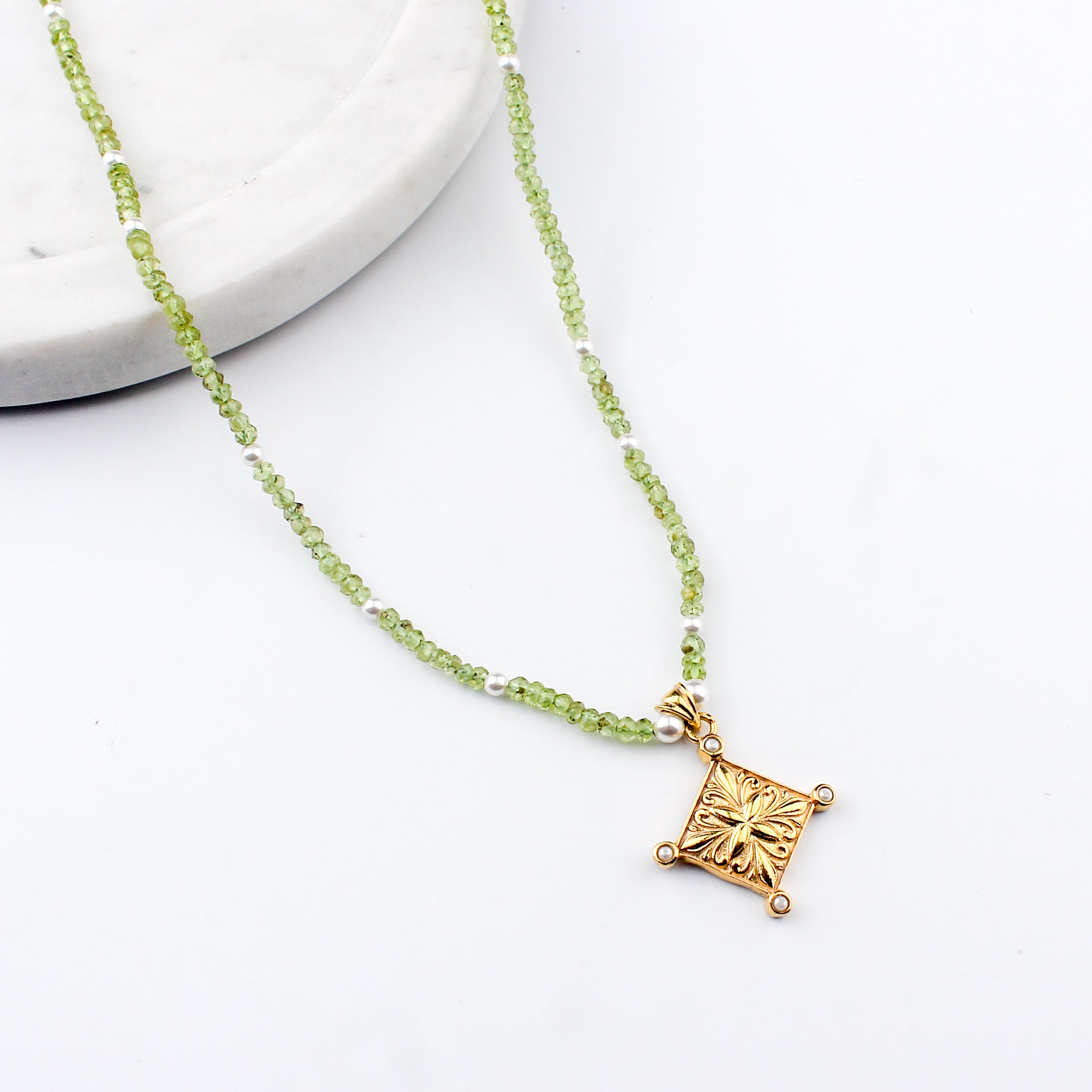 Filigree Galaxy Necklace with Peridot & Pearls | 22K Gold-Plated
