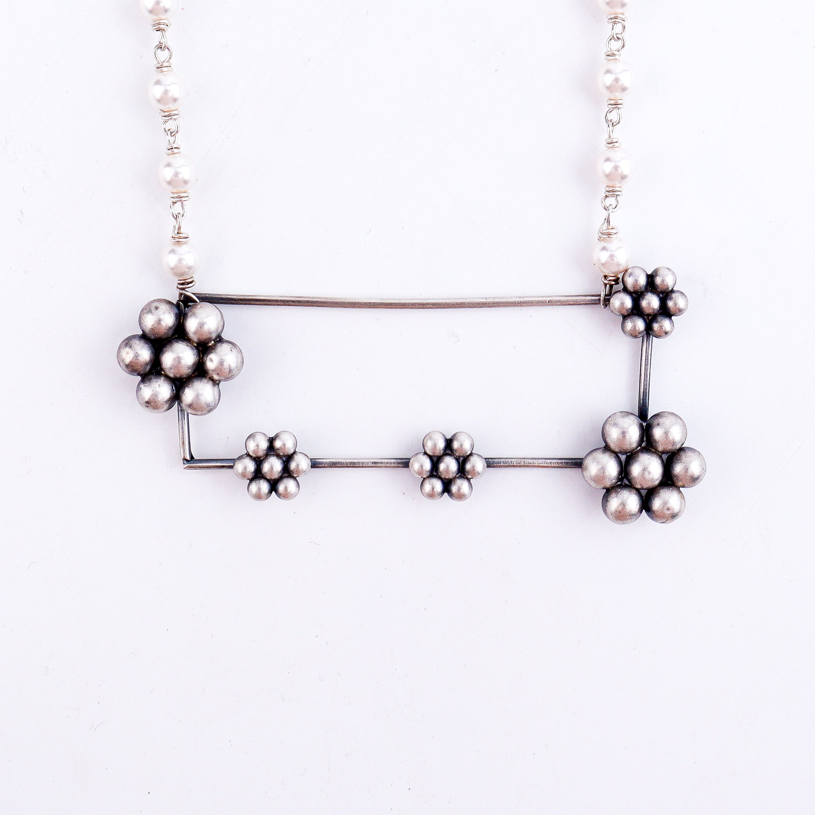 handmade kudi abstract necklace with pearls