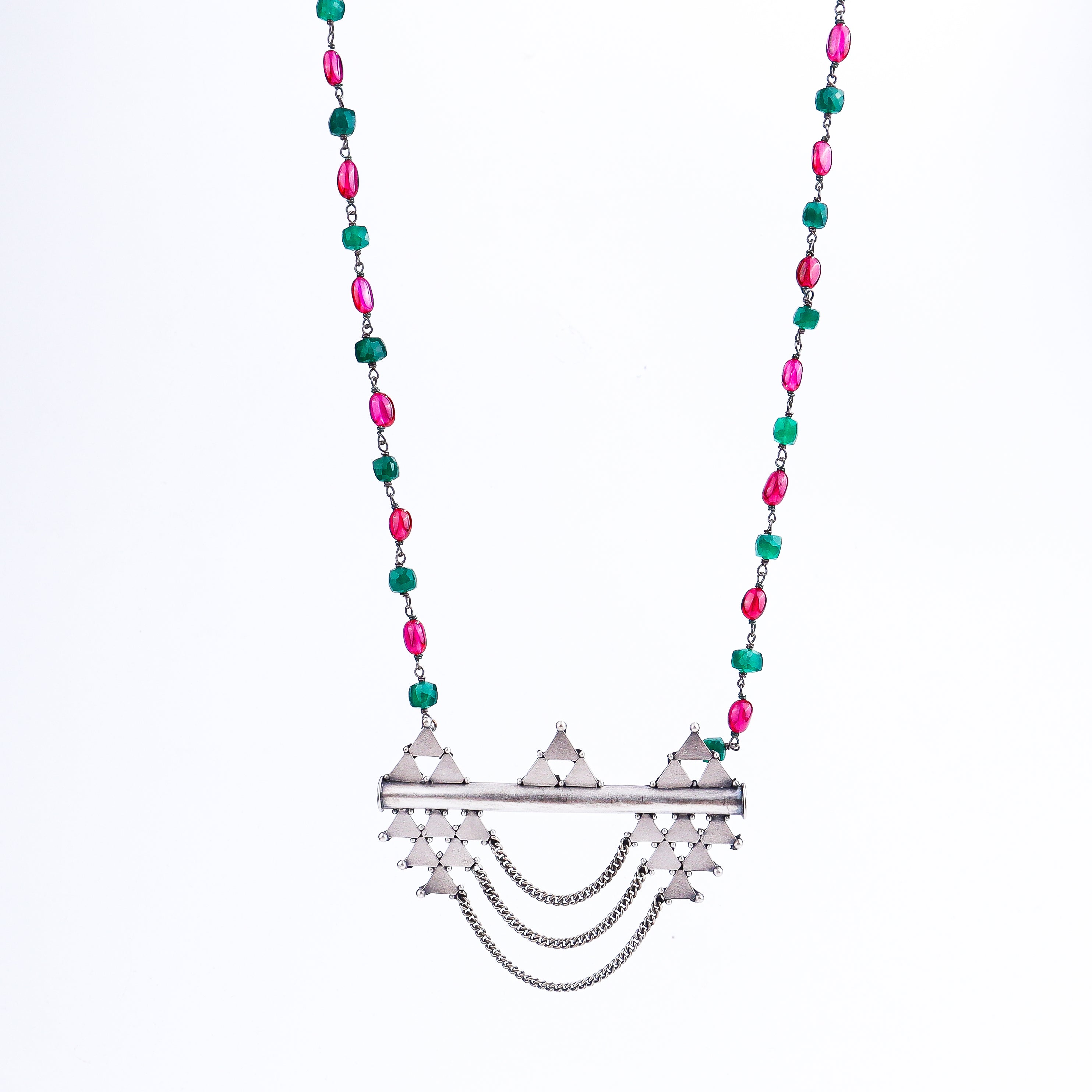 Straight and slant Necklace with Garnets and Green Onyx ( Long Chain Pendant )