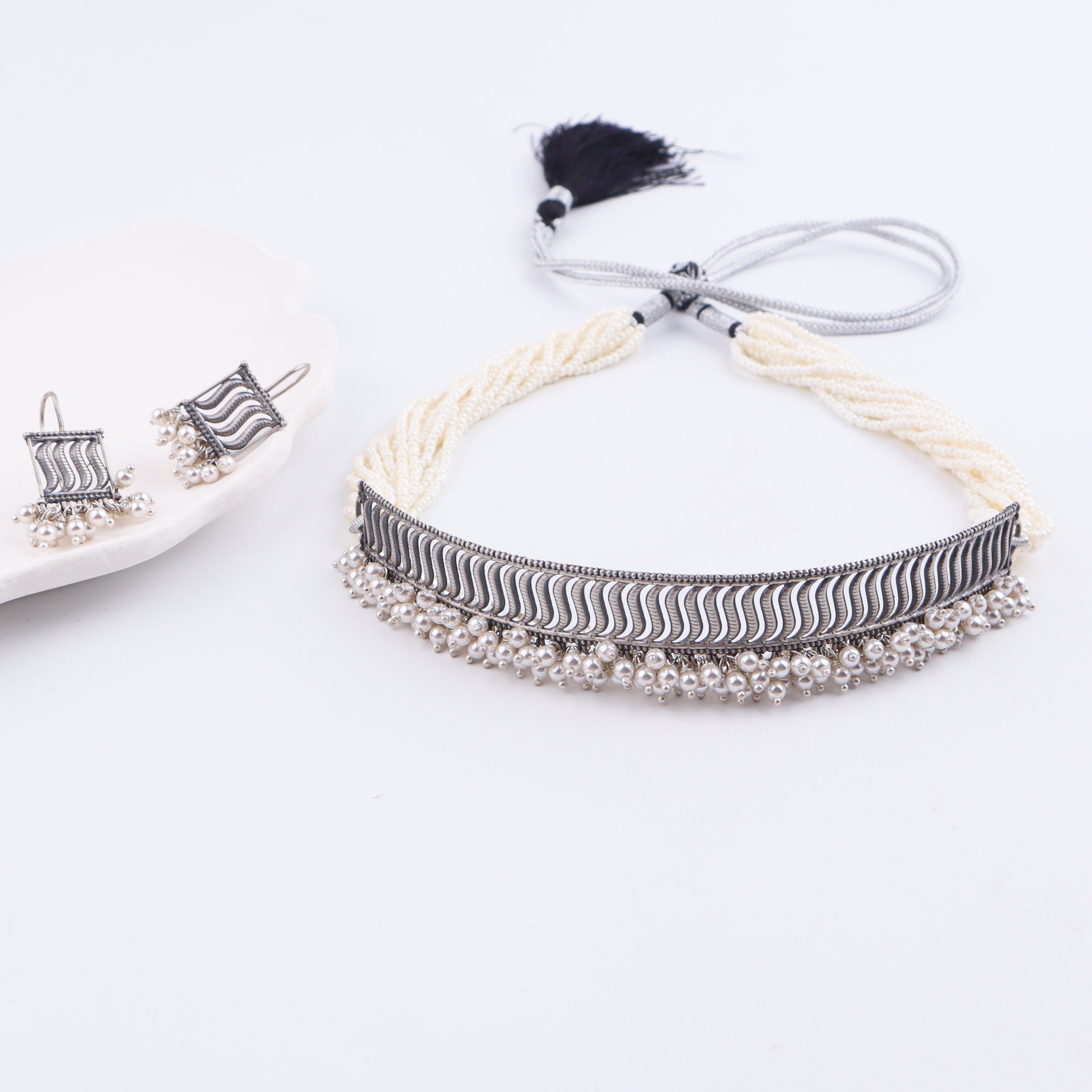 Filigree Choker Set with Pearls