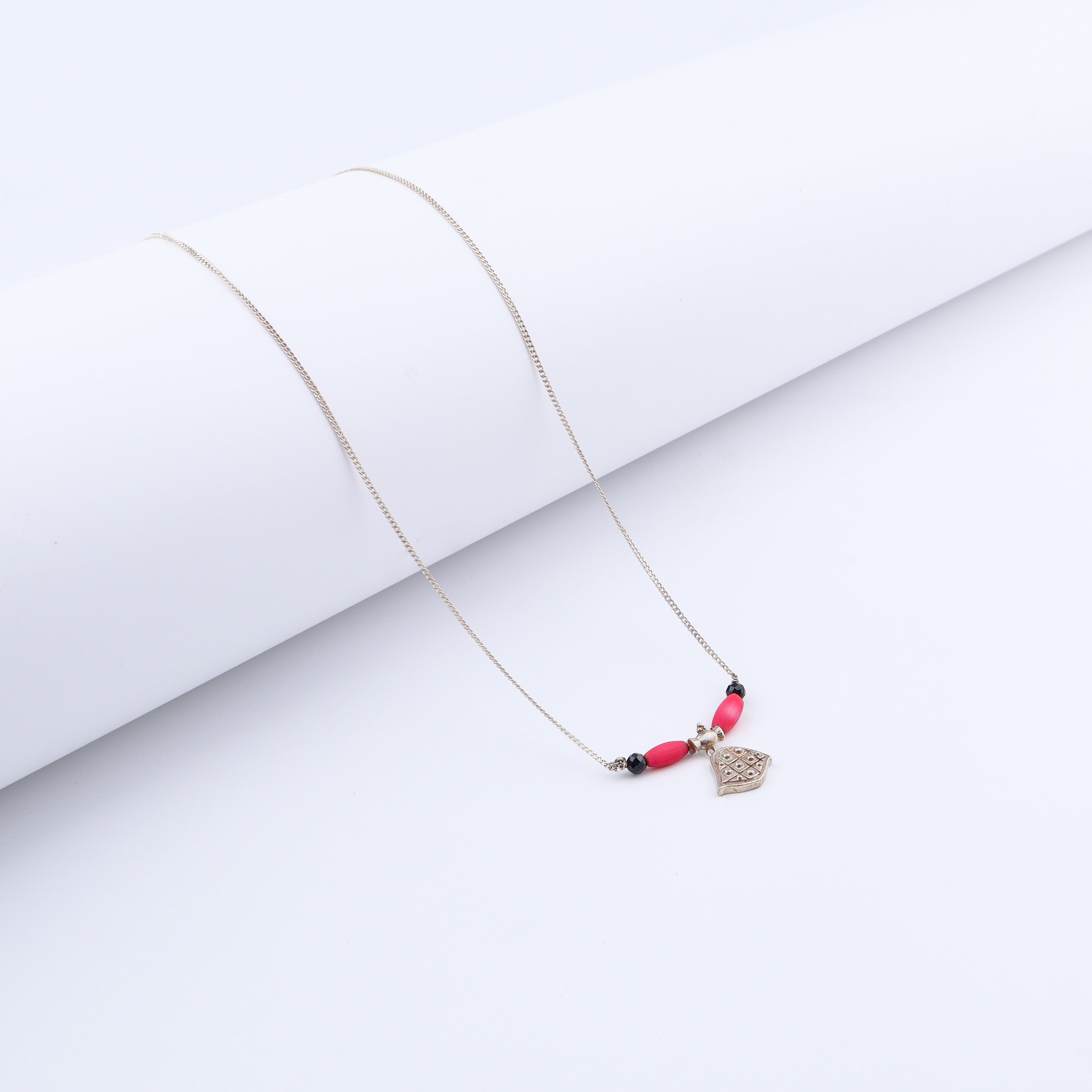 Handmade Silver Saaj Motif Mangalsutra : आंबा (Aambaa)