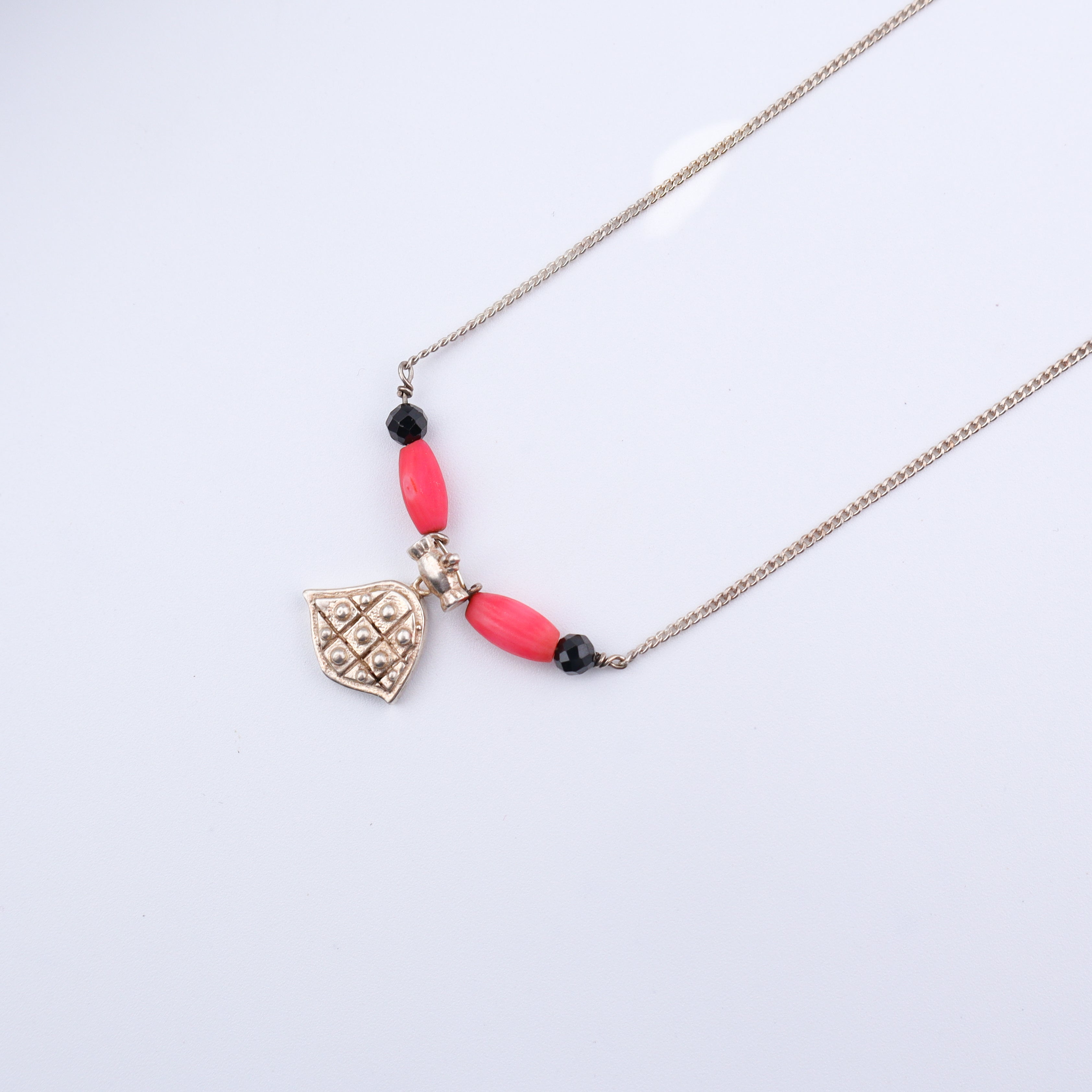 Handmade Silver Saaj Motif Mangalsutra : आंबा (Aambaa)