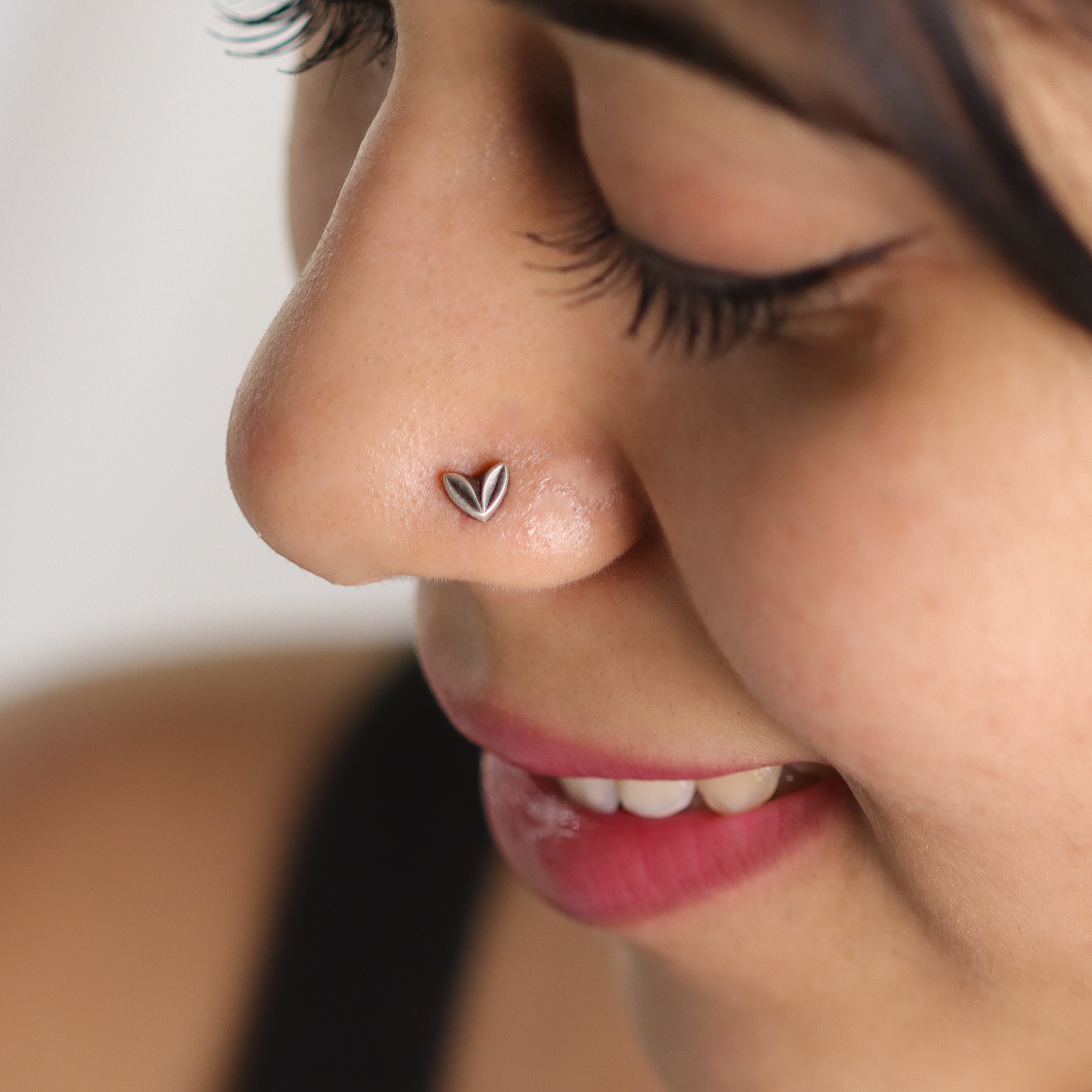 Silver Tiny Nose pin