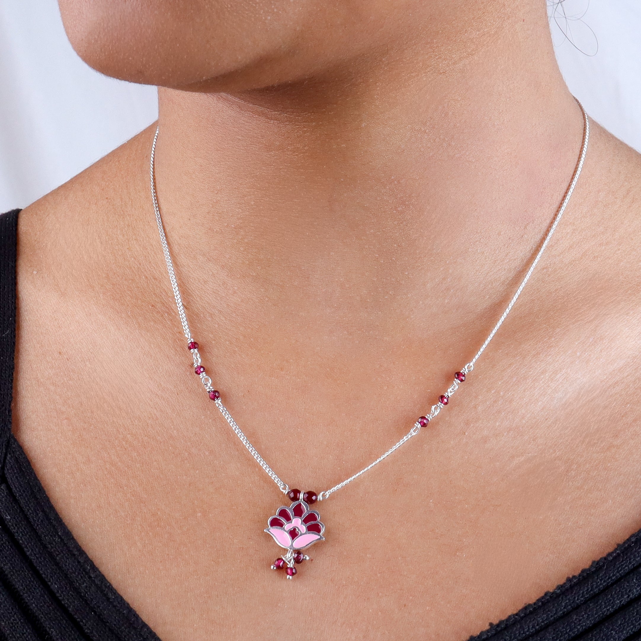 Enamel Flower Necklace with Latkan