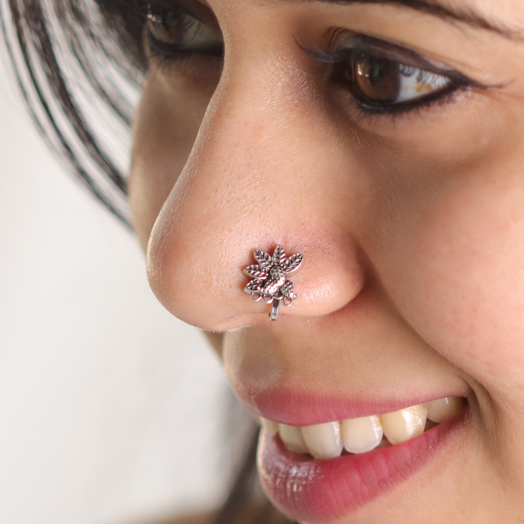 Handmade Silver Kairi Nose pin (Clip on)
