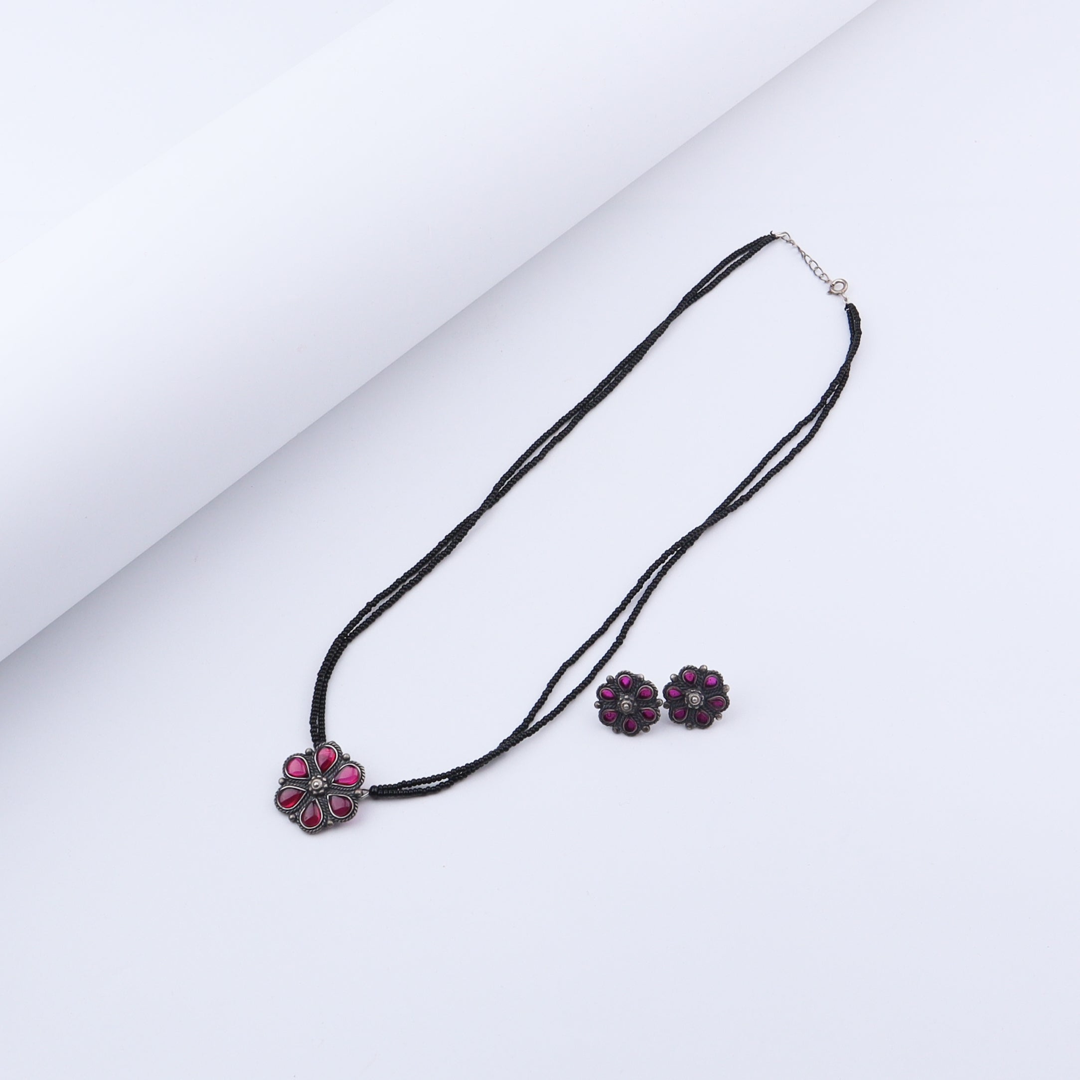 Silver Pink Stone Flower Pendant Mangalsutra Set