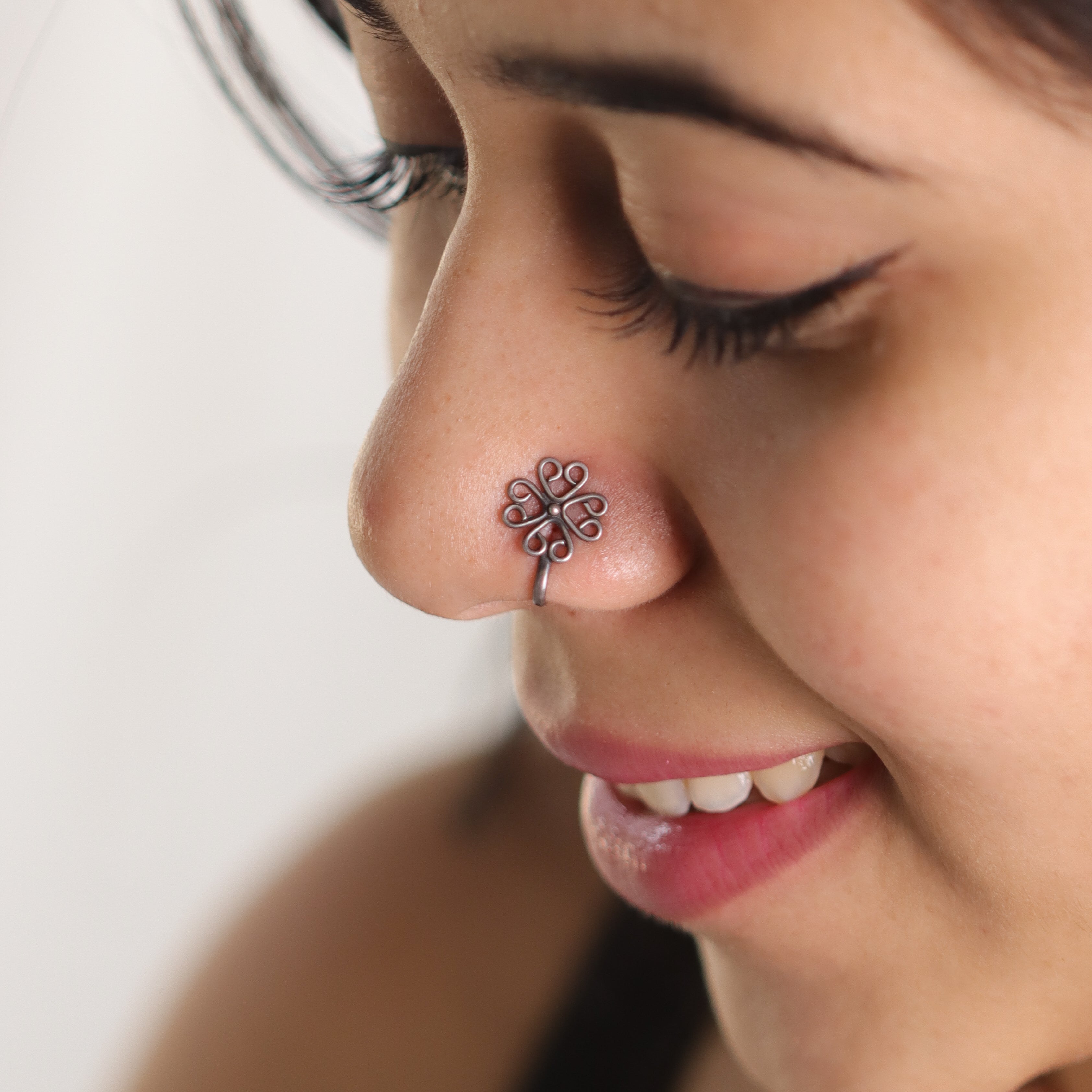 Gopadma Nose pin (Clip on)