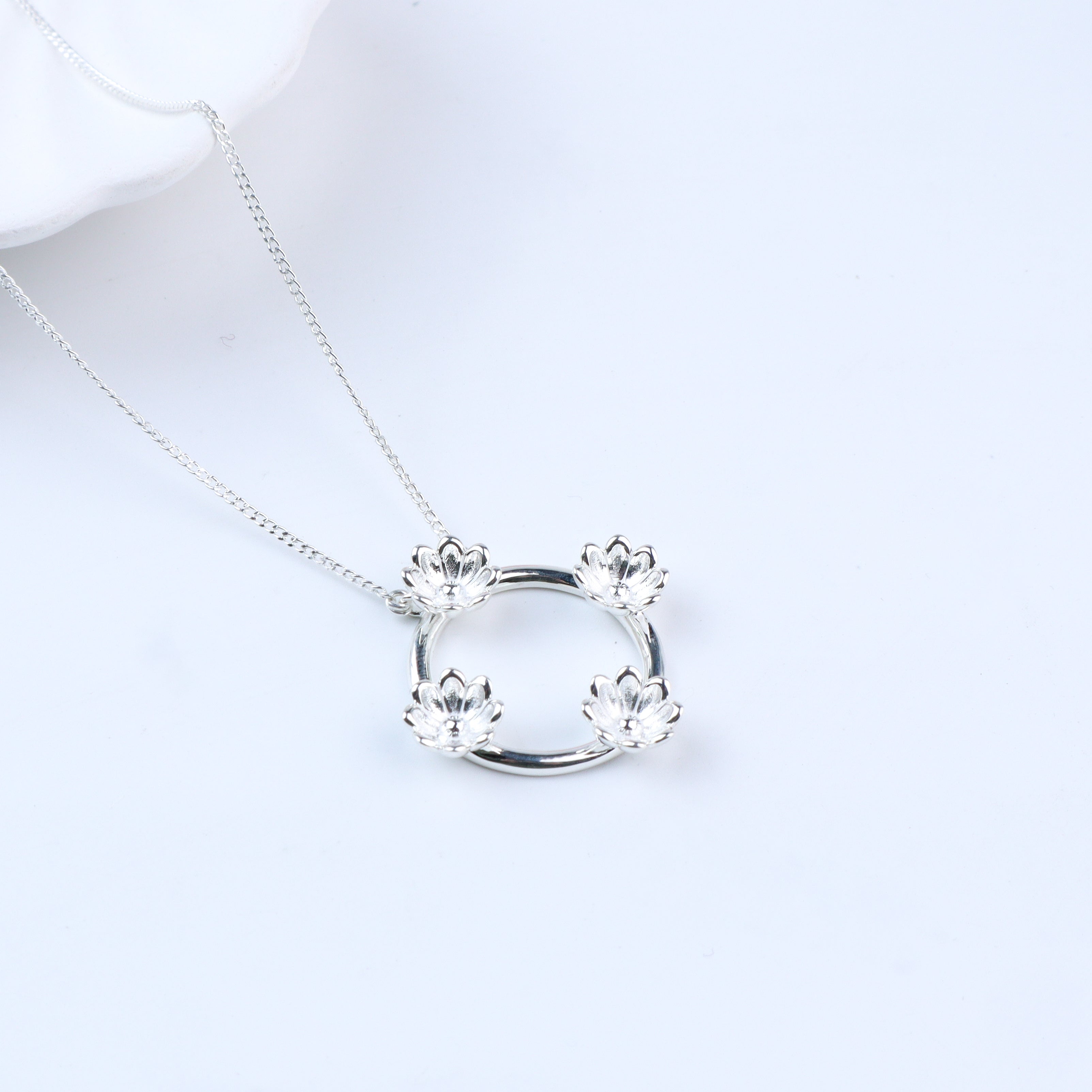 Four Flower Pendant Necklace