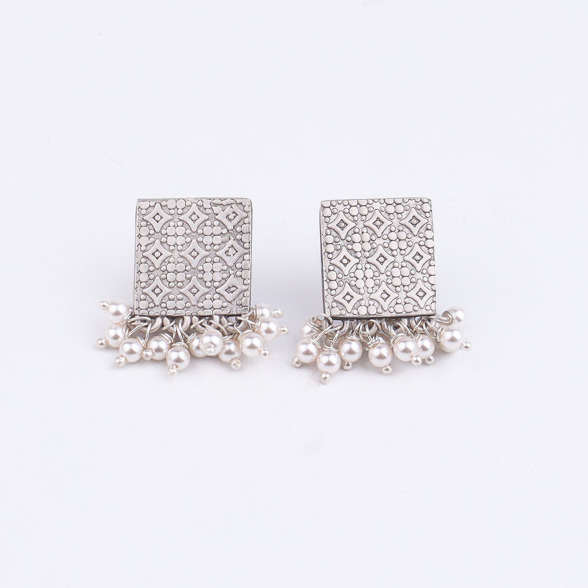 Nakshi Choker Set with Pearls