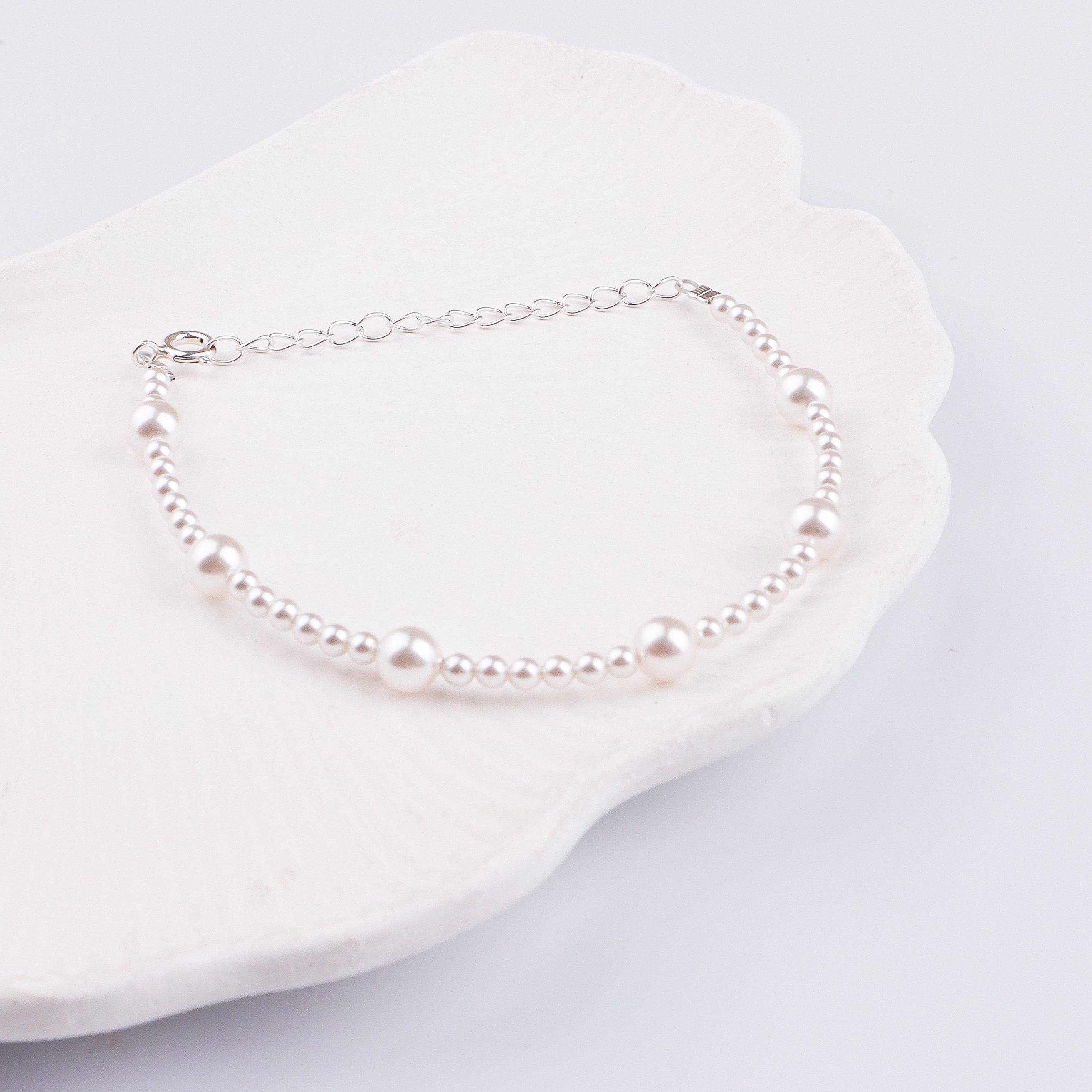 White Pearl Silver Bracelet (Project Handmade)
