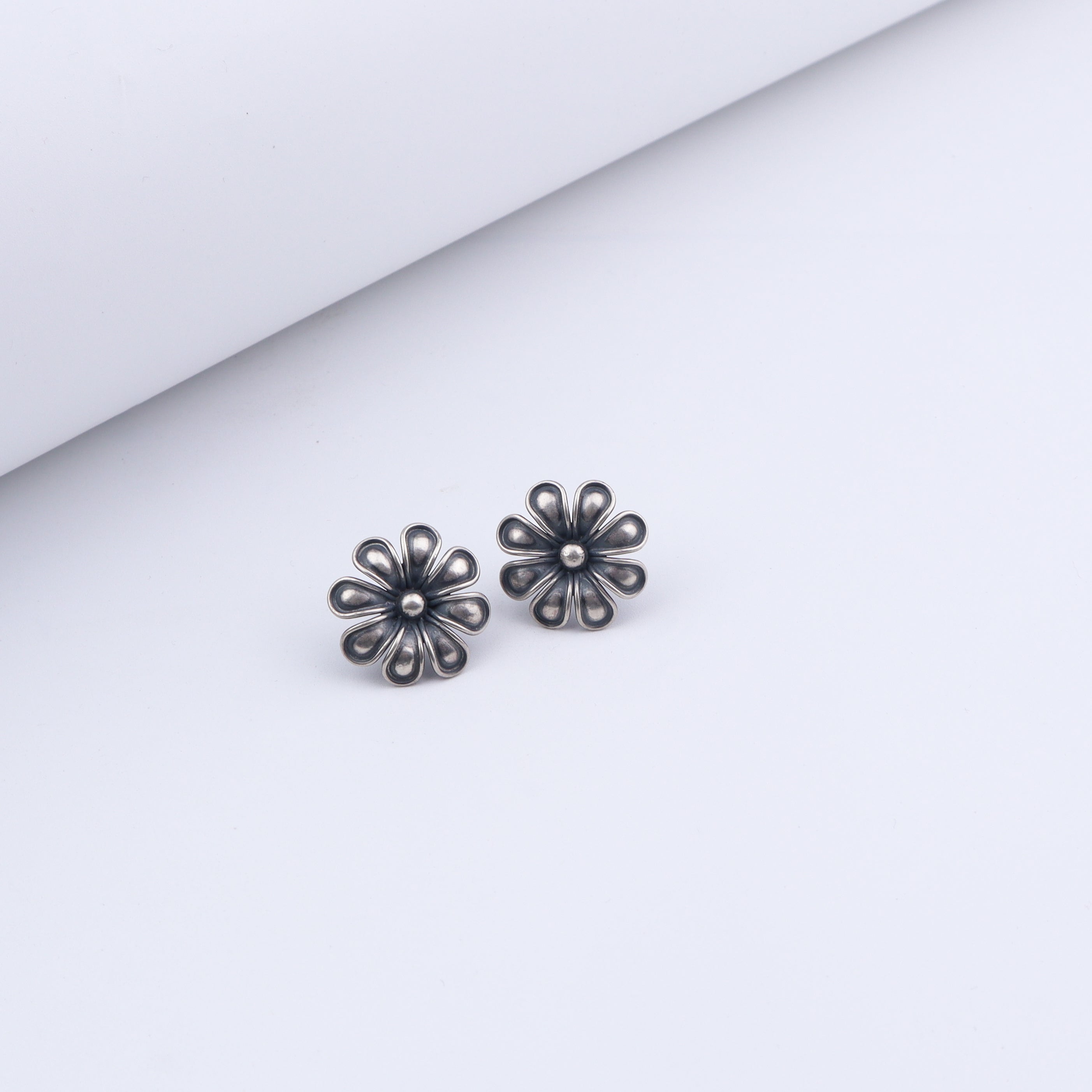 Silver Double Flower Pendant Mangalsutra Set