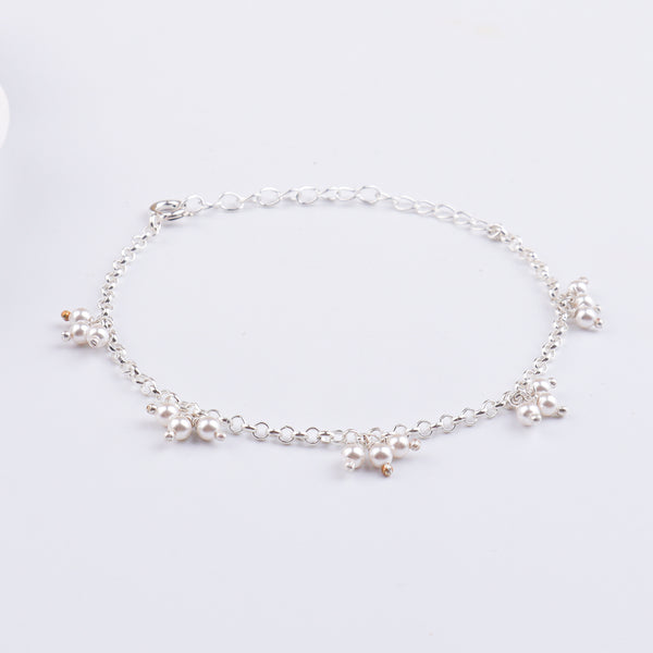 Pearl Bunch Silver Chain Bracelet (Project Handmade)