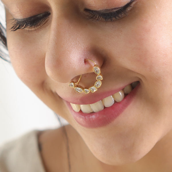 white stone detailing on gold plated silver small nath