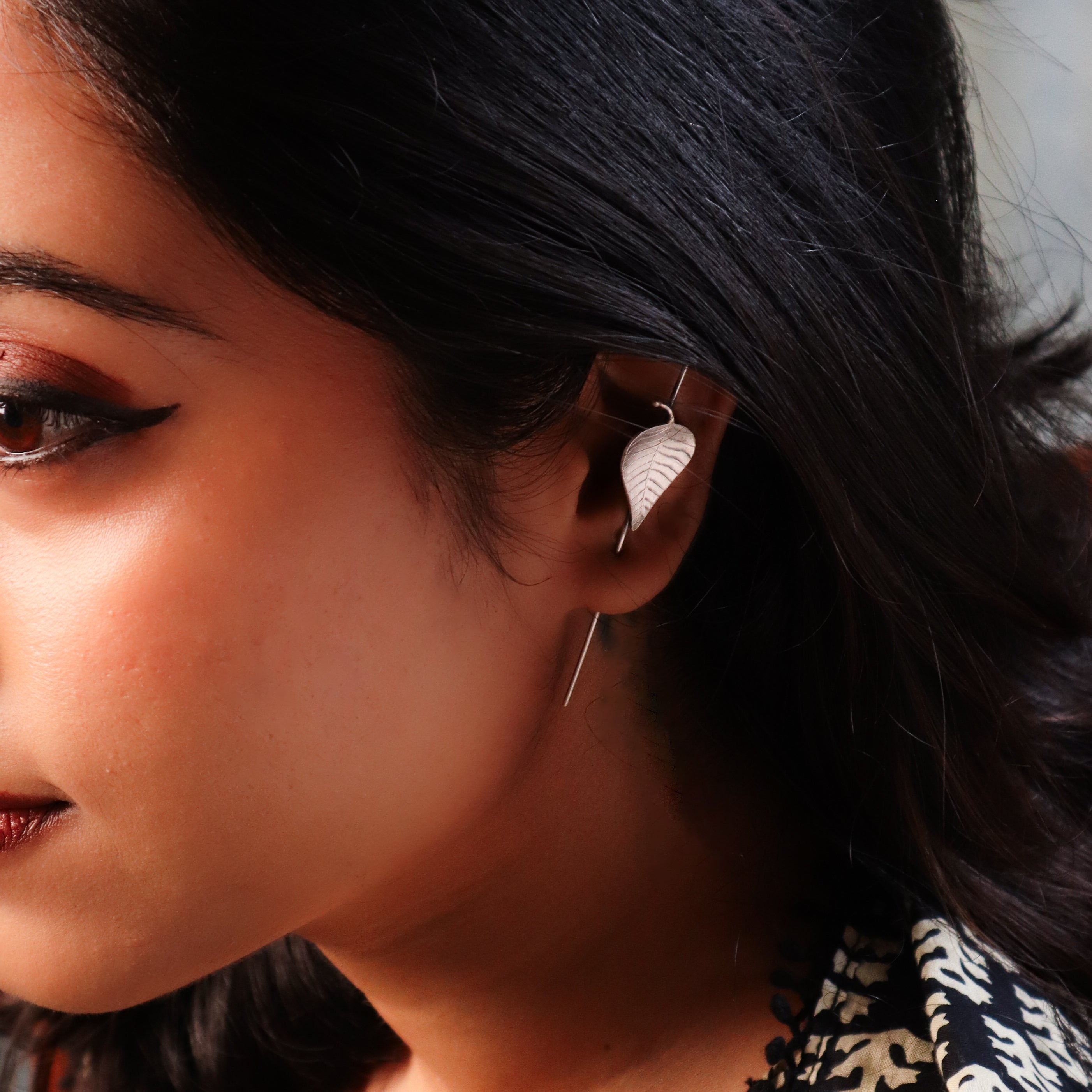 Silver Peepal Motif Single Earcuff