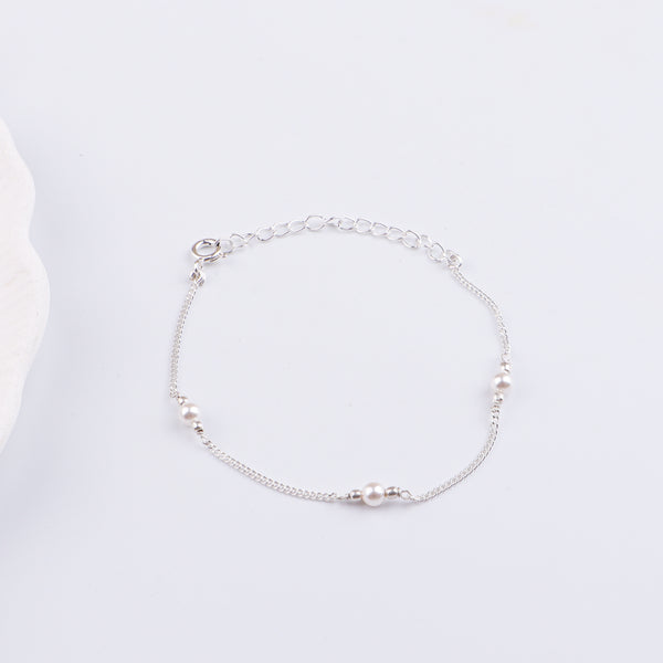 White Pearl Silver Chain Bracelet (Project Handmade)