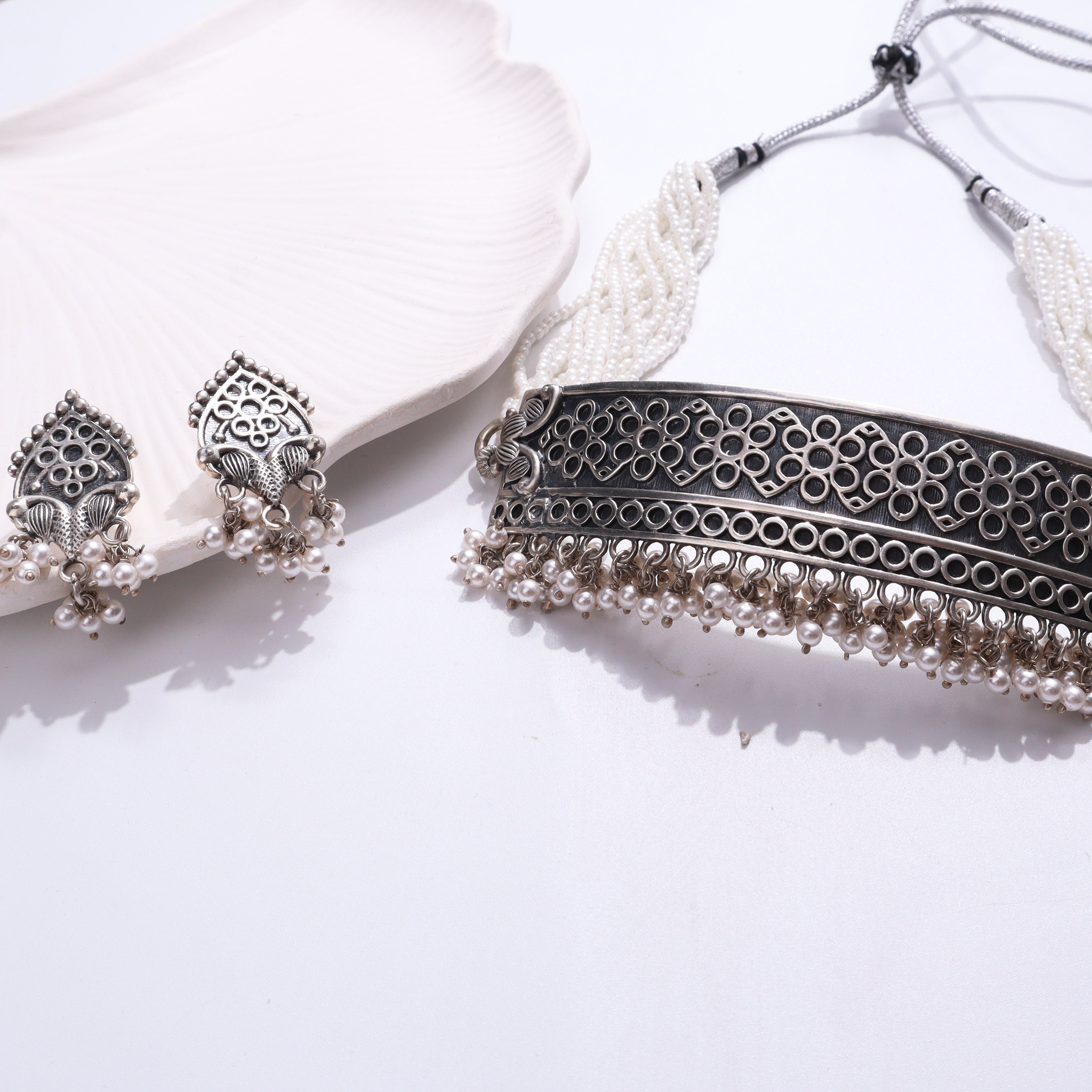 Bageecha Paithani Border Choker Set