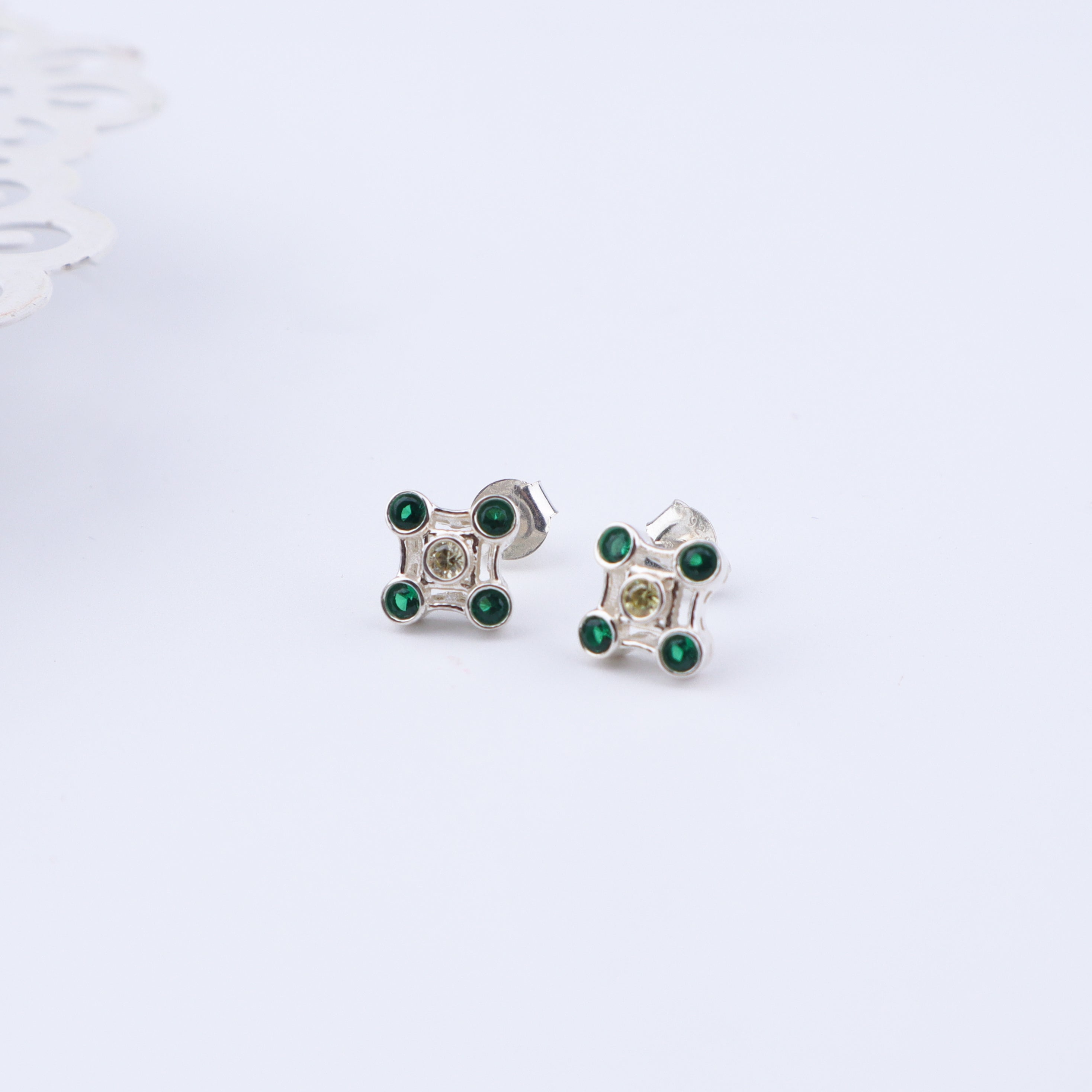 Silver Lush Twinkle Set (without Chian)