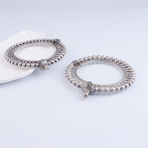 Antique Silver Bangles (Pair)