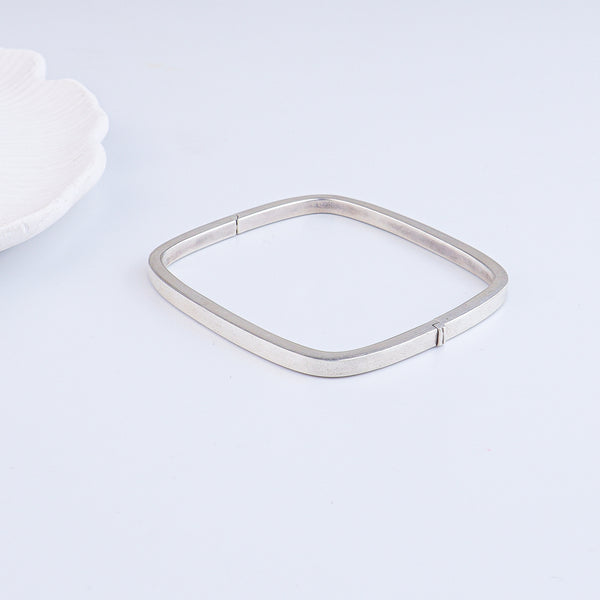 Antique Silver Bangle (Single)