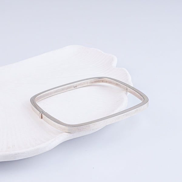 Antique Silver Bangle (Single)