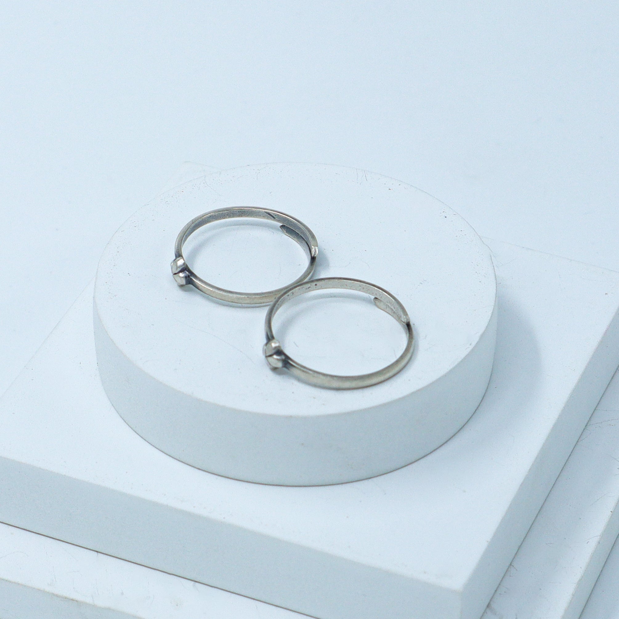 Silver Adjustable Toe ring (Flower)