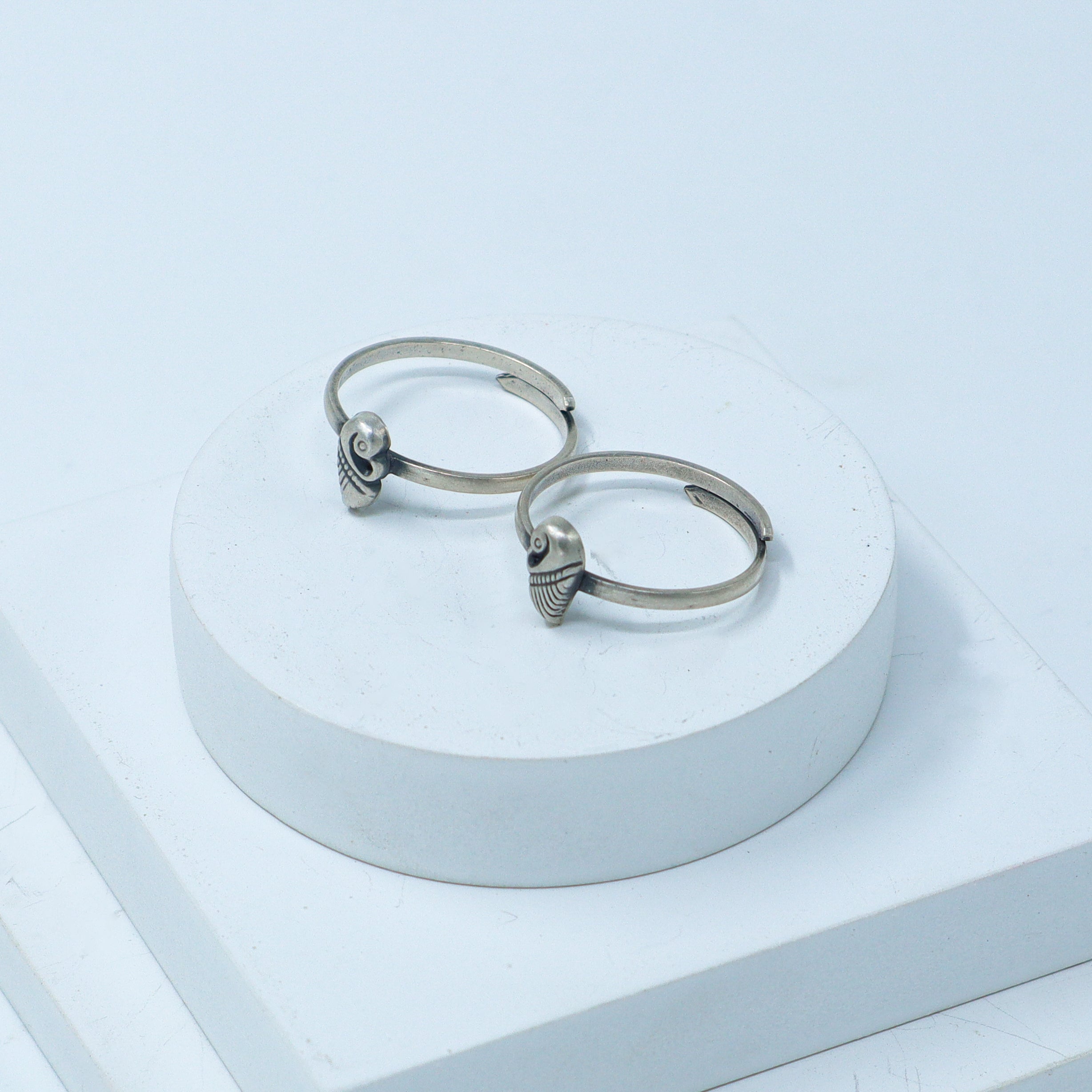 Silver Adjustable Toe ring (Mayur)