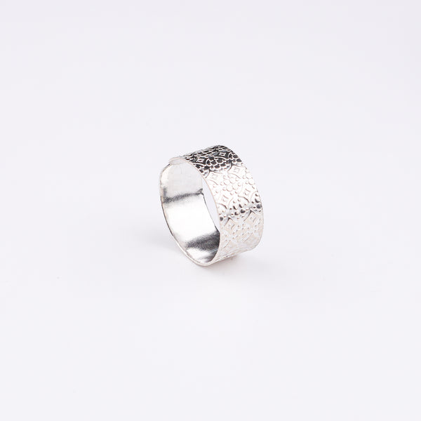 Unisex Textured Ring