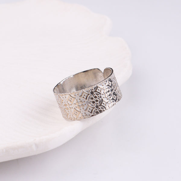 Unisex Textured Ring