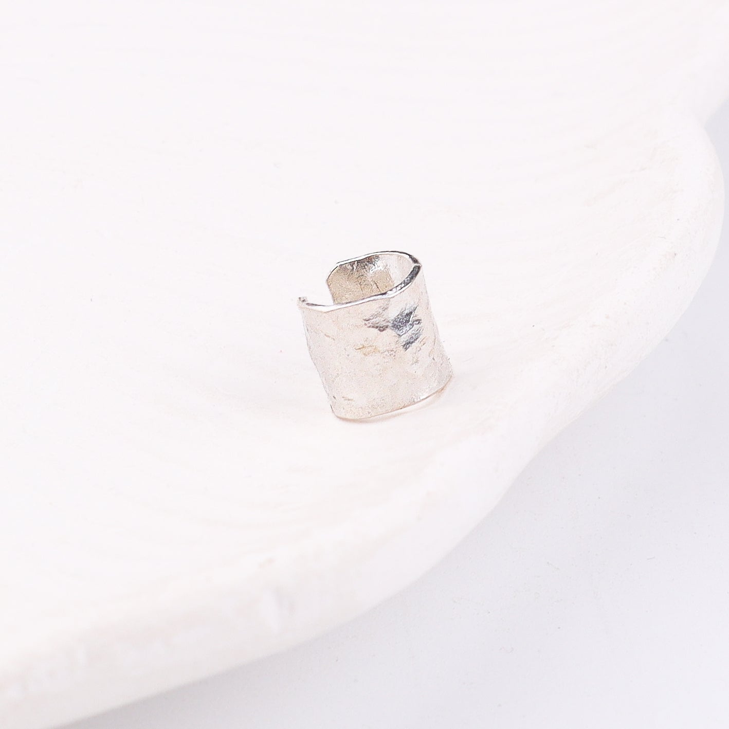 Unisex Hammered Earcuff in Silver