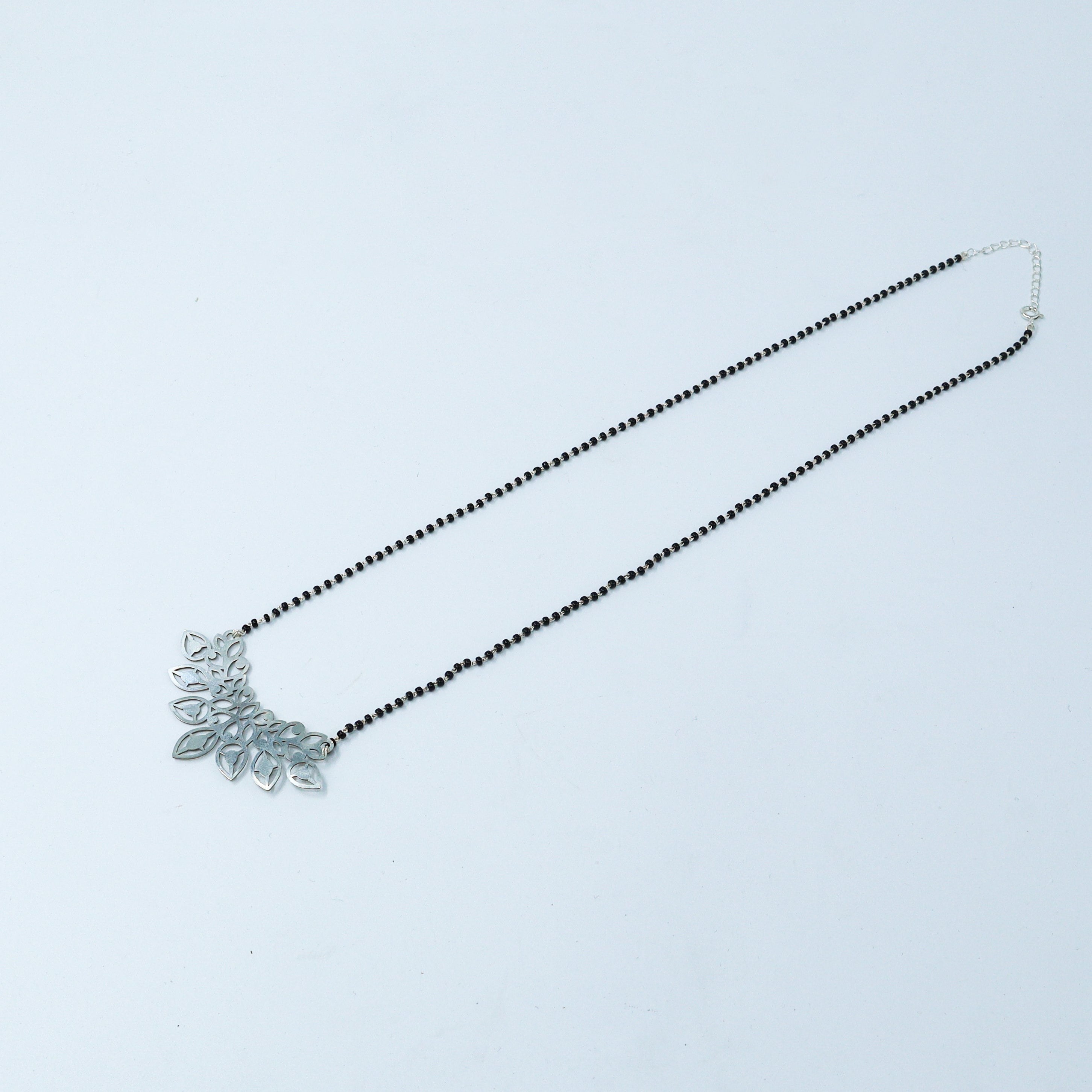 Silver Leafy Cluster Mangalsutra