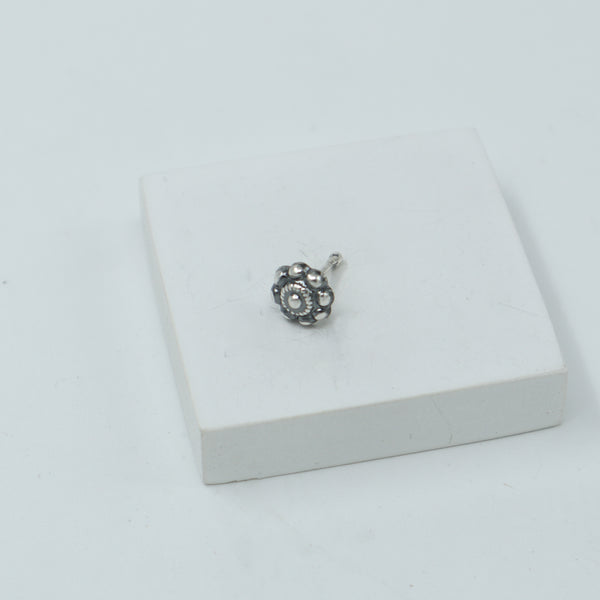 Silver Tiny Flower Nose pin