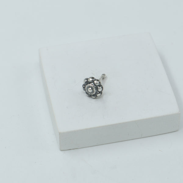 Silver Tiny Flower Nose pin