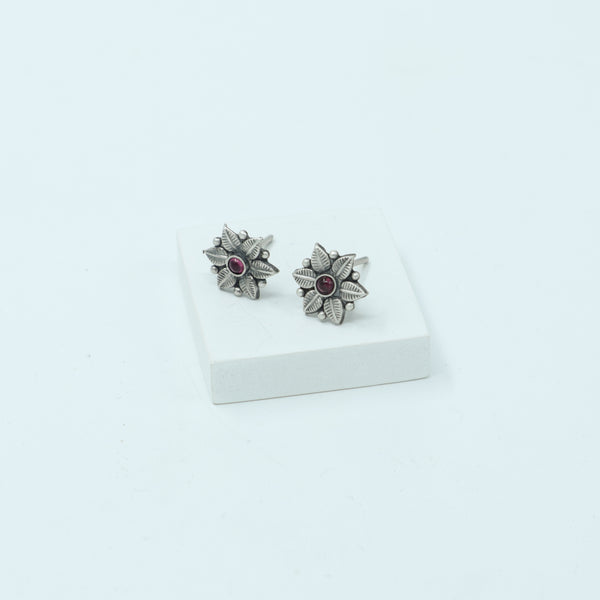 Silver Leafy Flower Stud (6 Petaled Flower) | 92.5 Silver