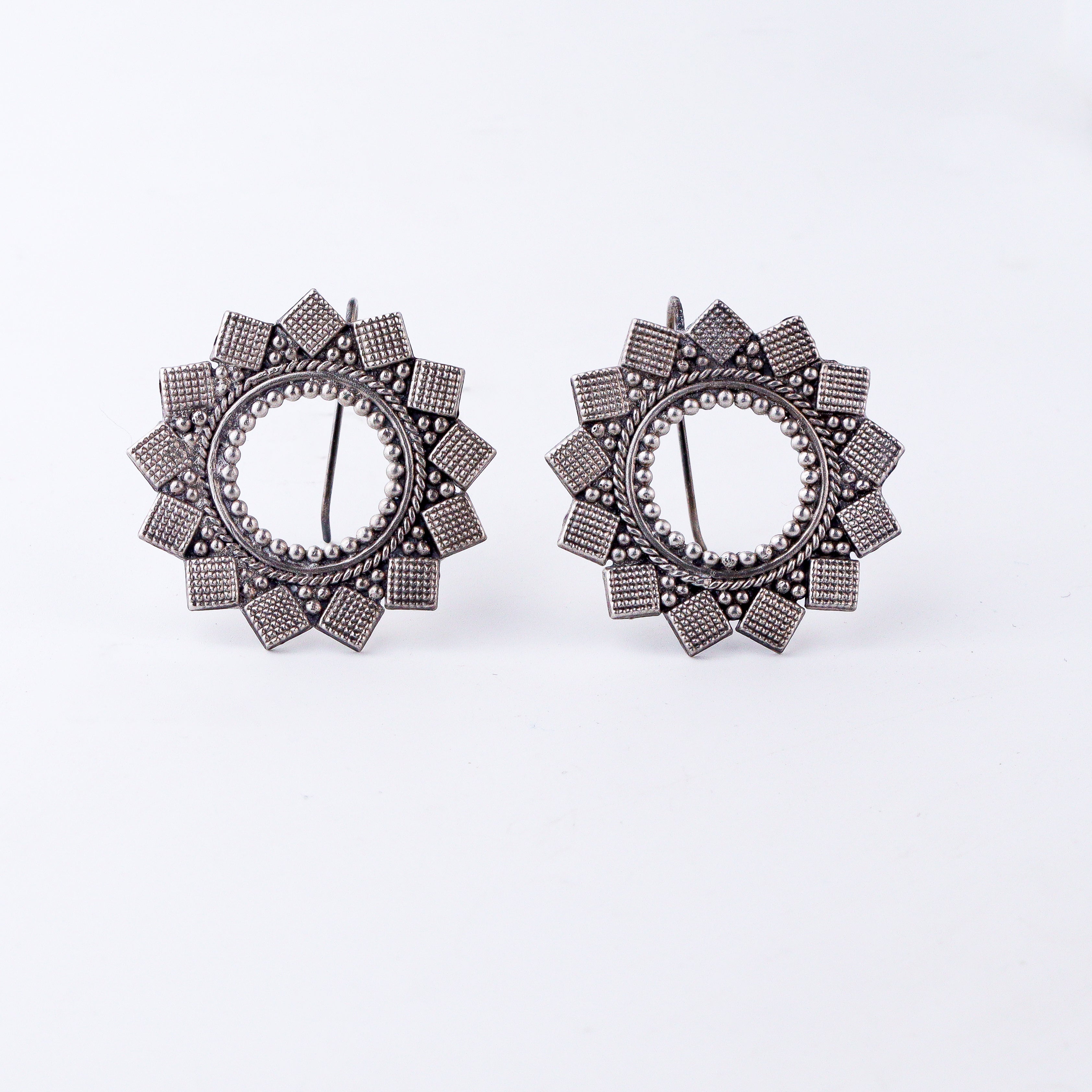 Round Texture Earrings