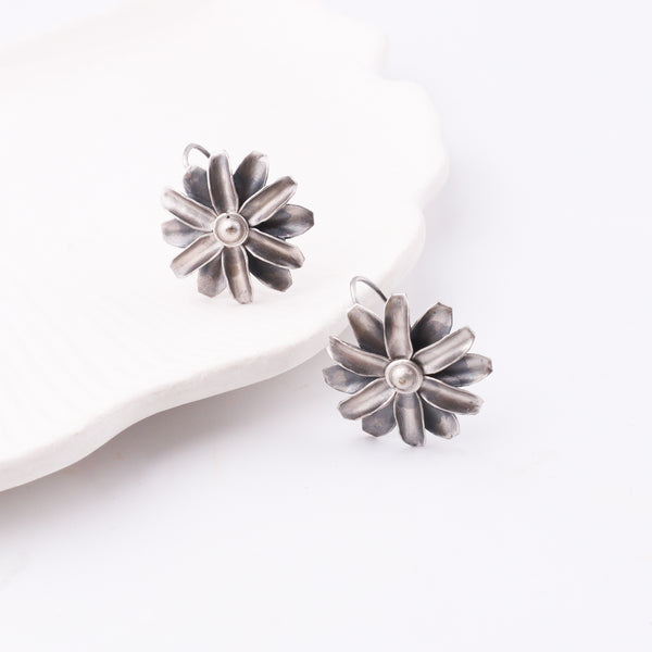 Mini Silver Soorajmukhi (Flower Motif) Earrings