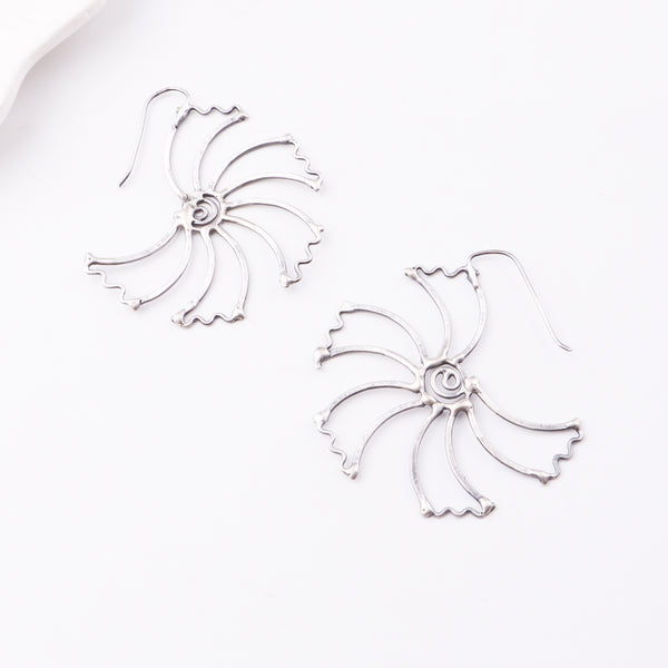 Gulmohar Hammered Earring: Hook Style