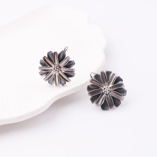 Silver Soorajmukhi (Flower Motif) Earrings