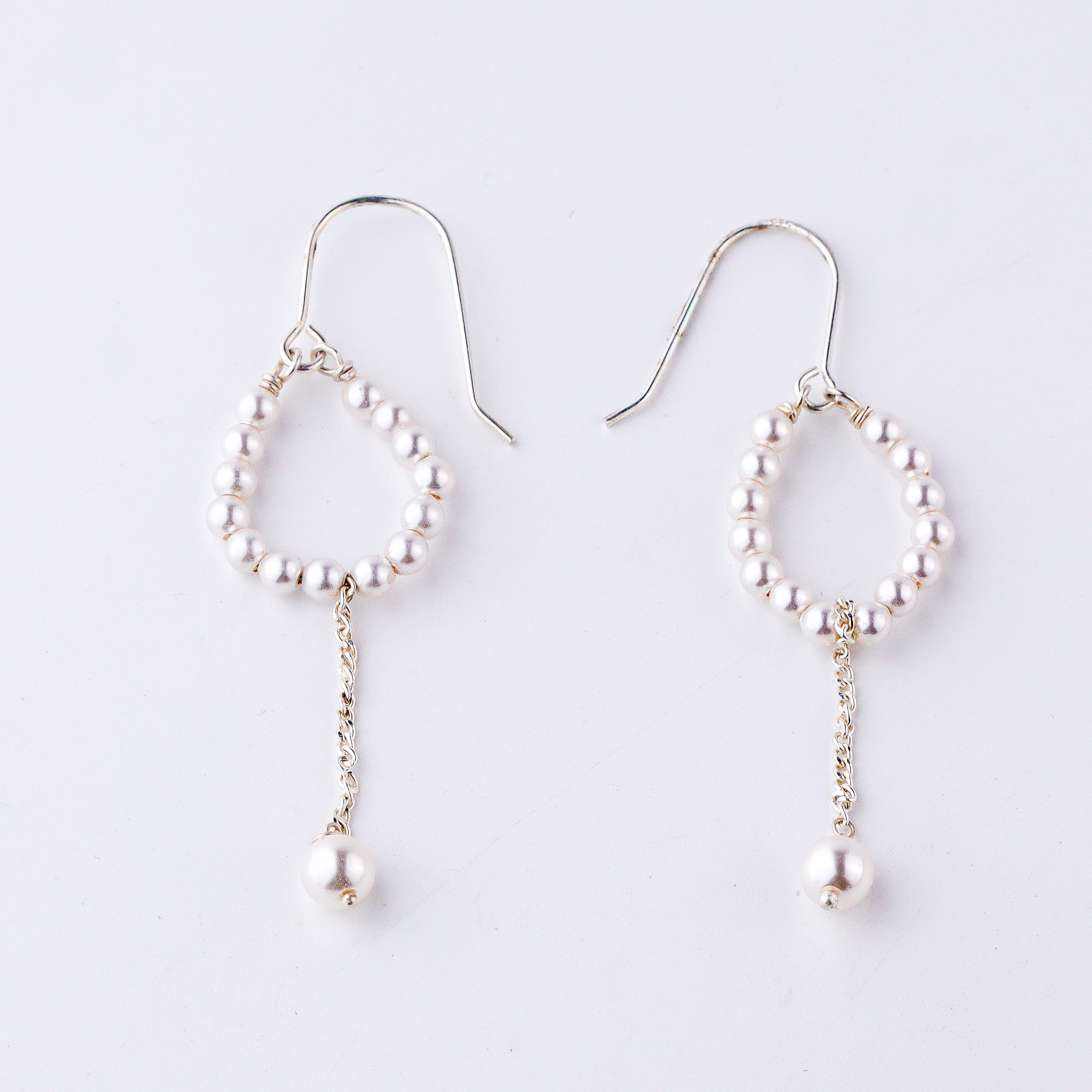 Elegant Pearl Drop Earring