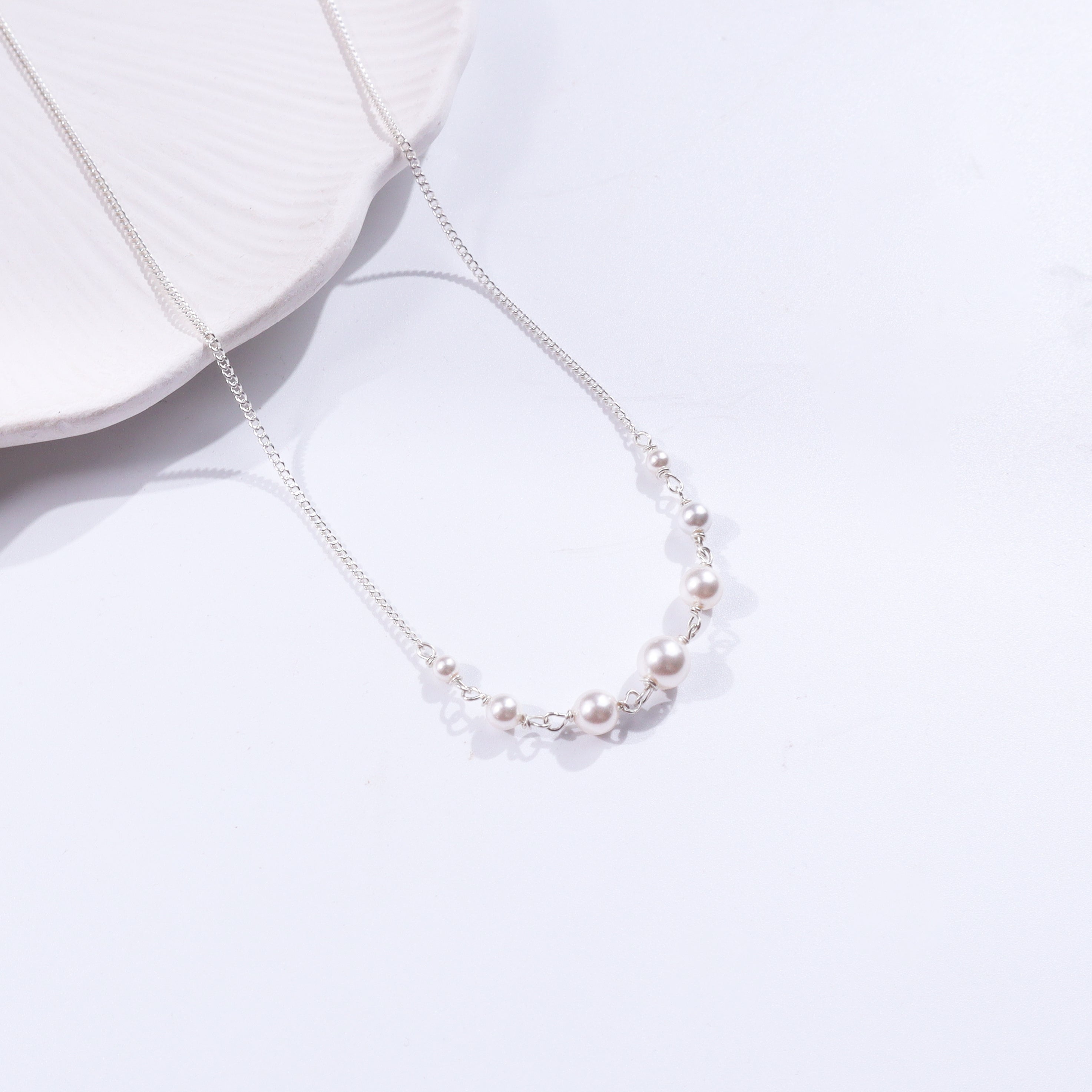 Pearl Mix Malti Chain Necklace （Silver） Mixed-Size Pearl Chain | 92.5 Sterling Silver | House of Aadyaa