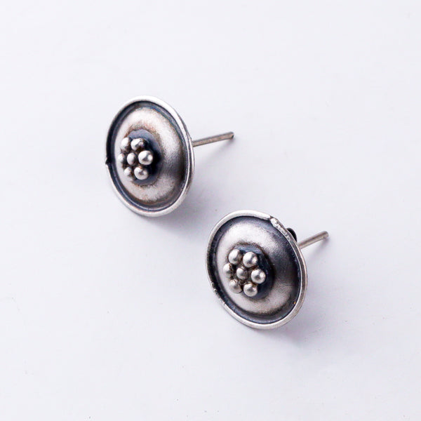 wear Kudi Circle Earrings for traditional look