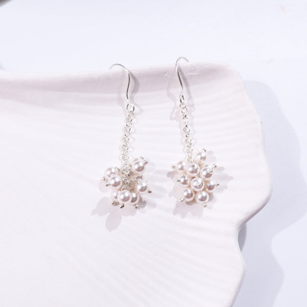 Pearl drop earrings with silver chain