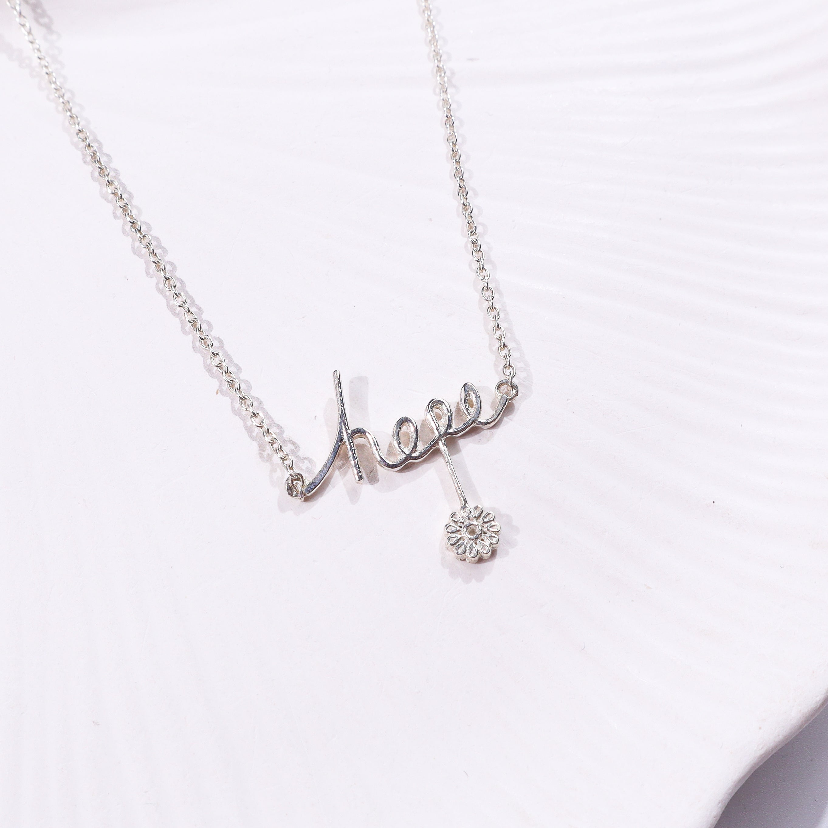 Silver necklace with hope pendant