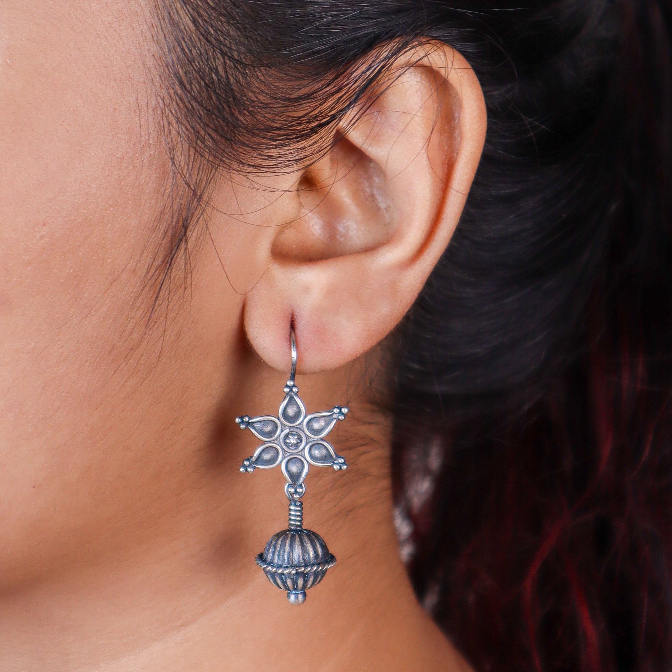 Oxidized Flower Spring Filigree Earrings