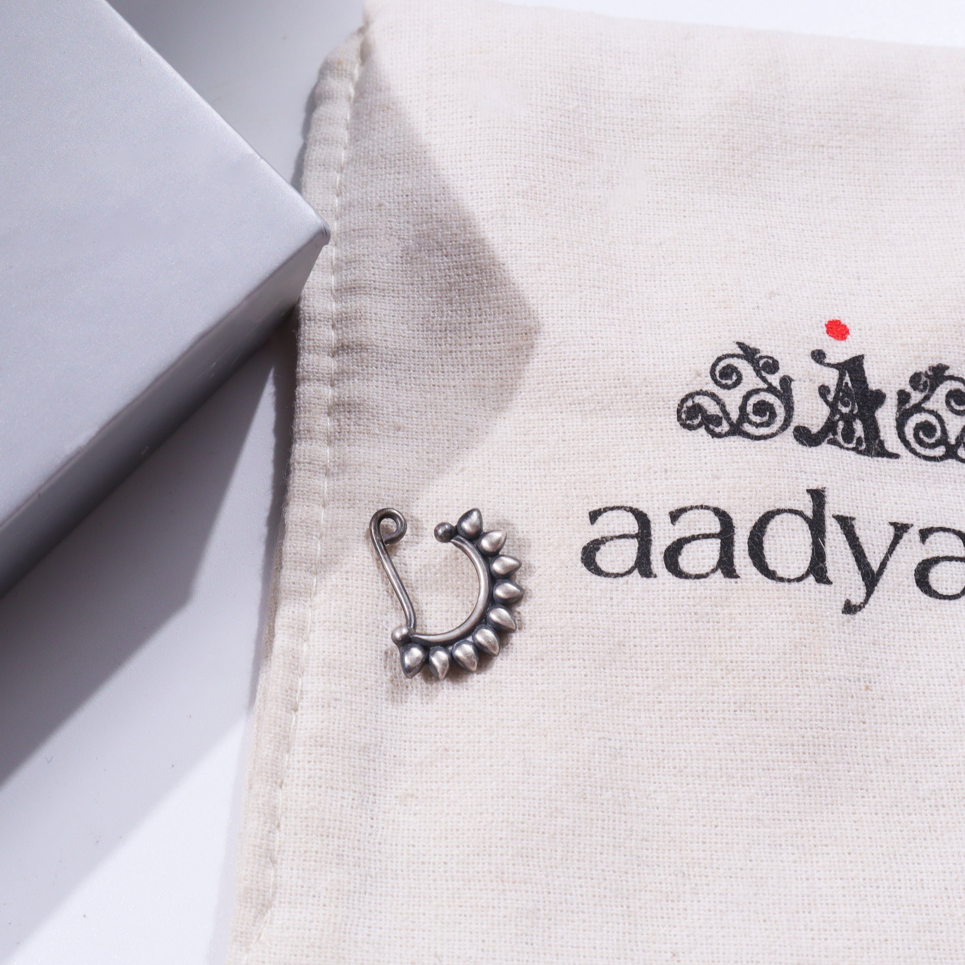 Petals Nath (Left, Clip on)