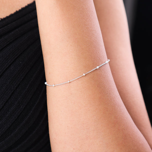 Dainty Silver Chain Bracelet