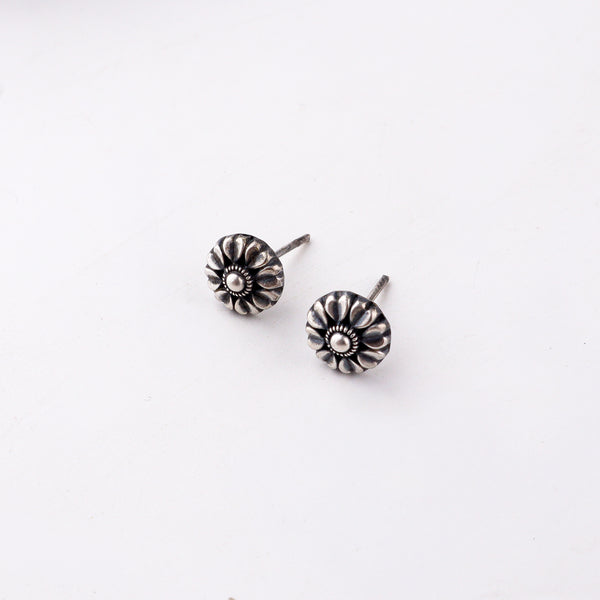 Basic Flower Studs