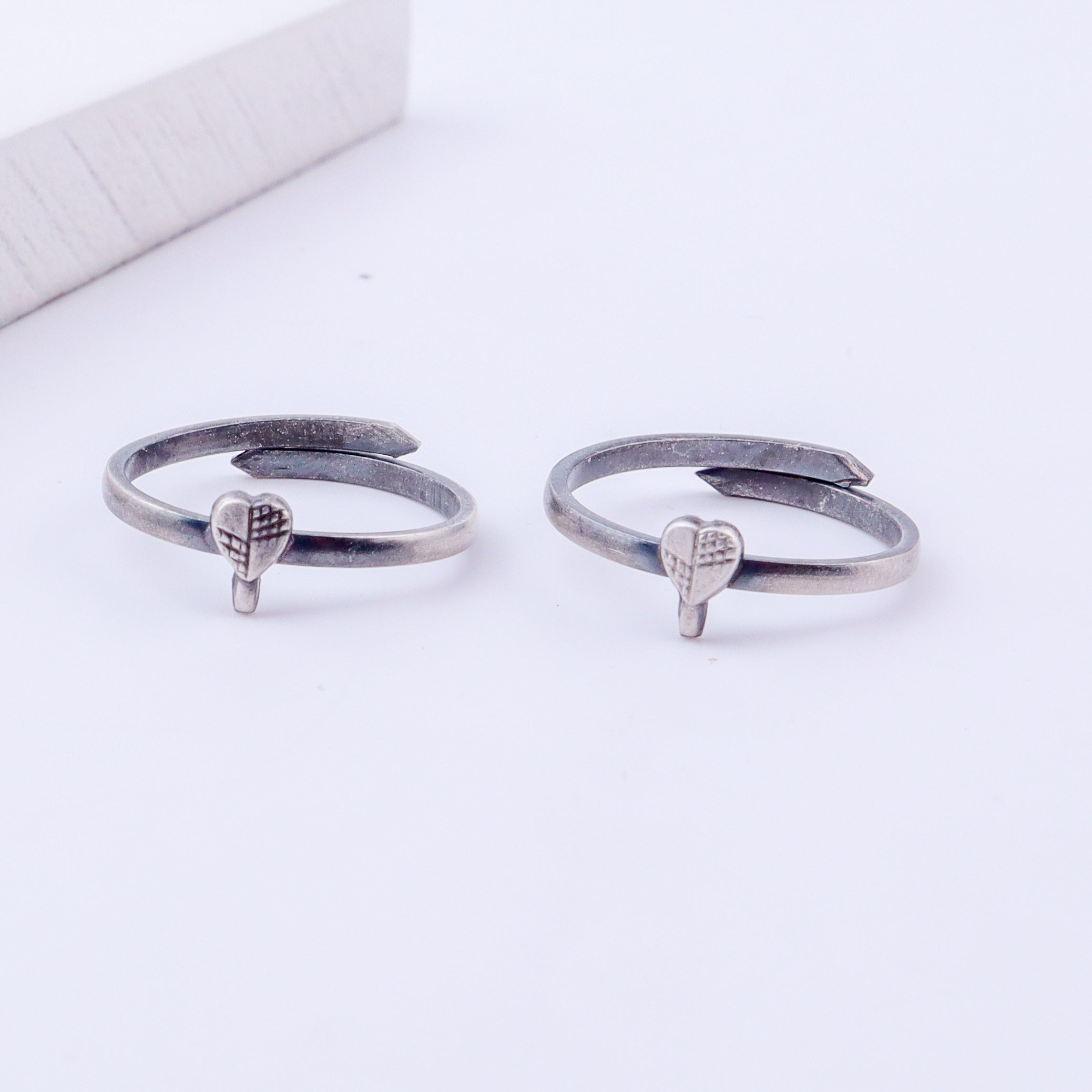 Tiny Silver Adjustable Heart Leaf Toe Ring