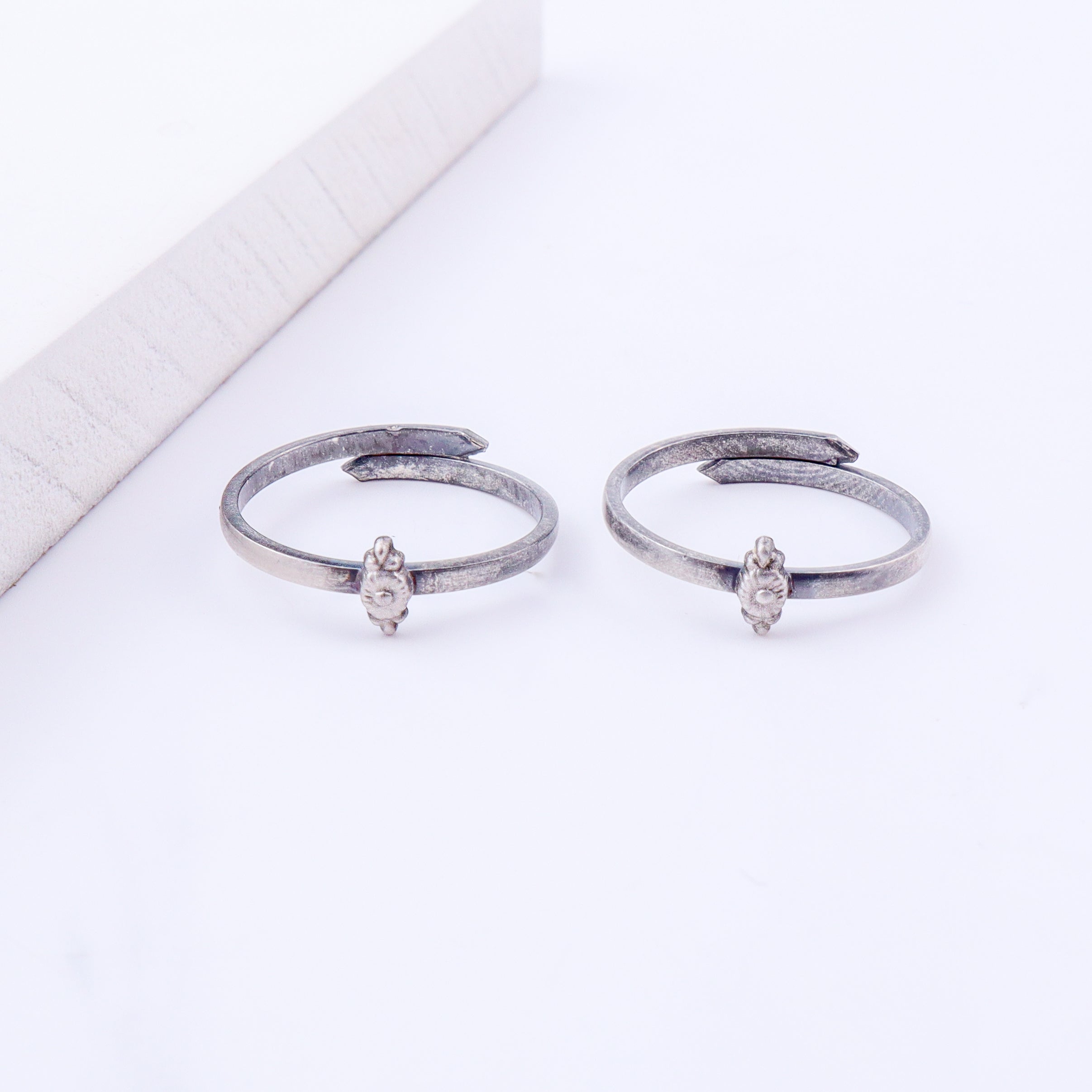 Tiny Silver Adjustable Textured Eye Symbol Toe Ring