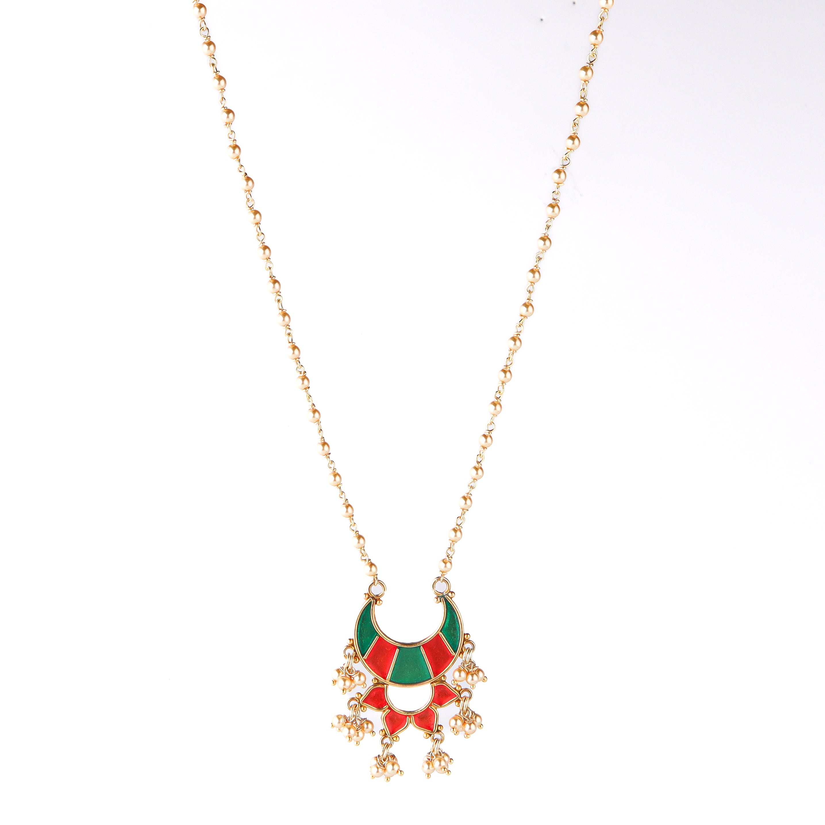 wear Mina Chandphool Necklace for festive look